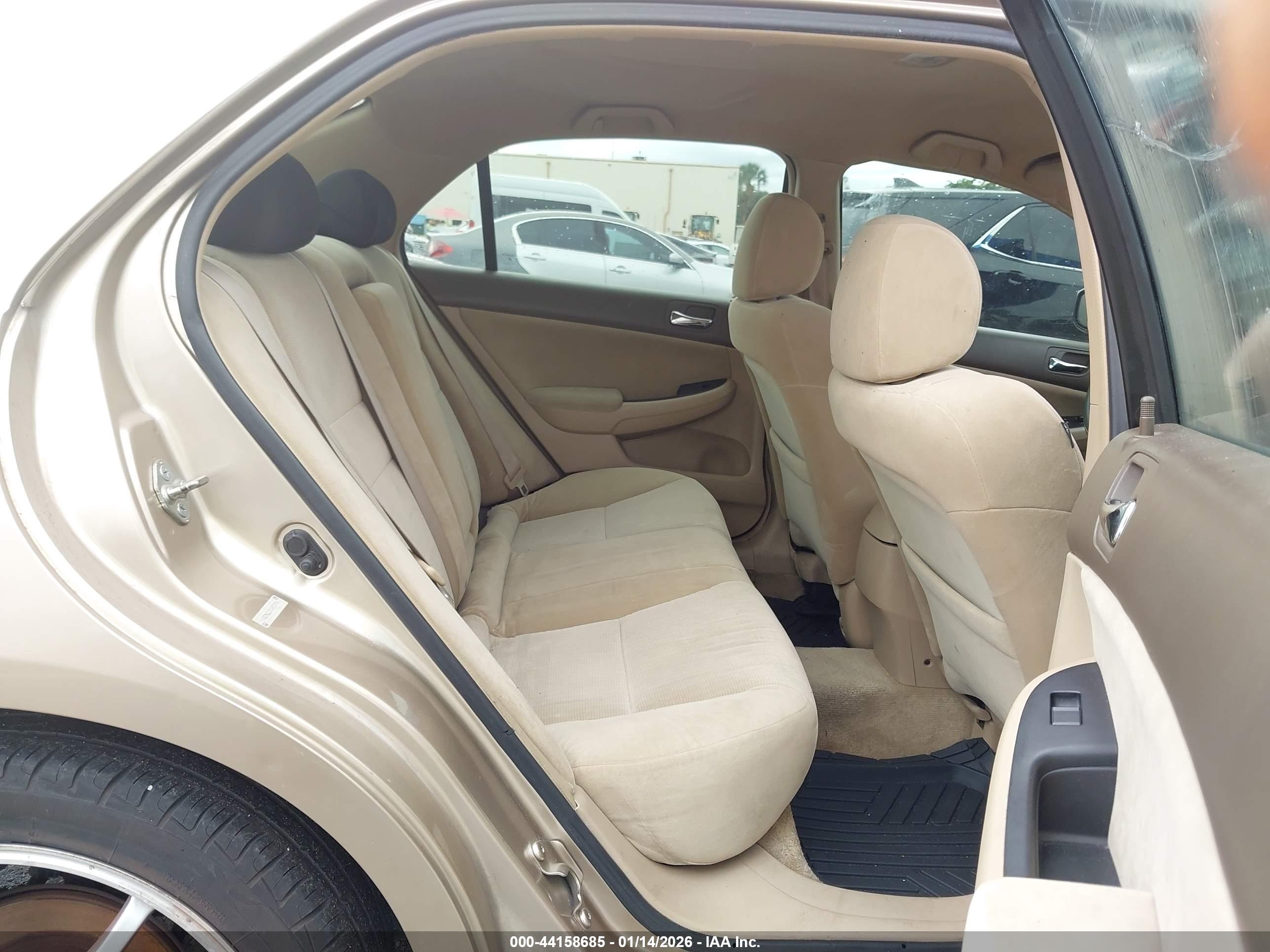 HONDA ACCORD image 8