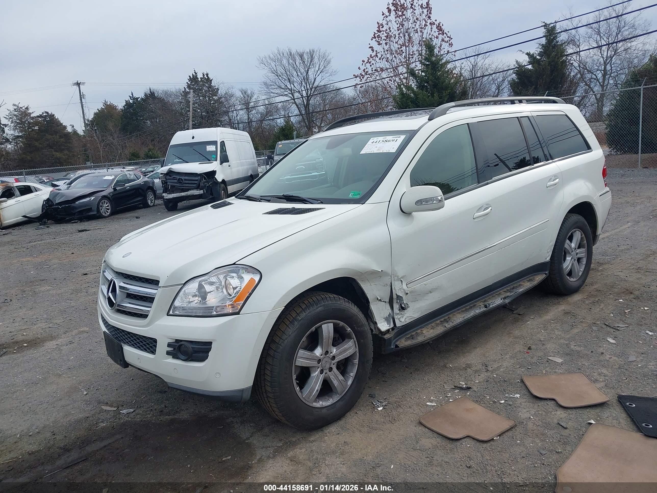 MERCEDES-BENZ GL image 2