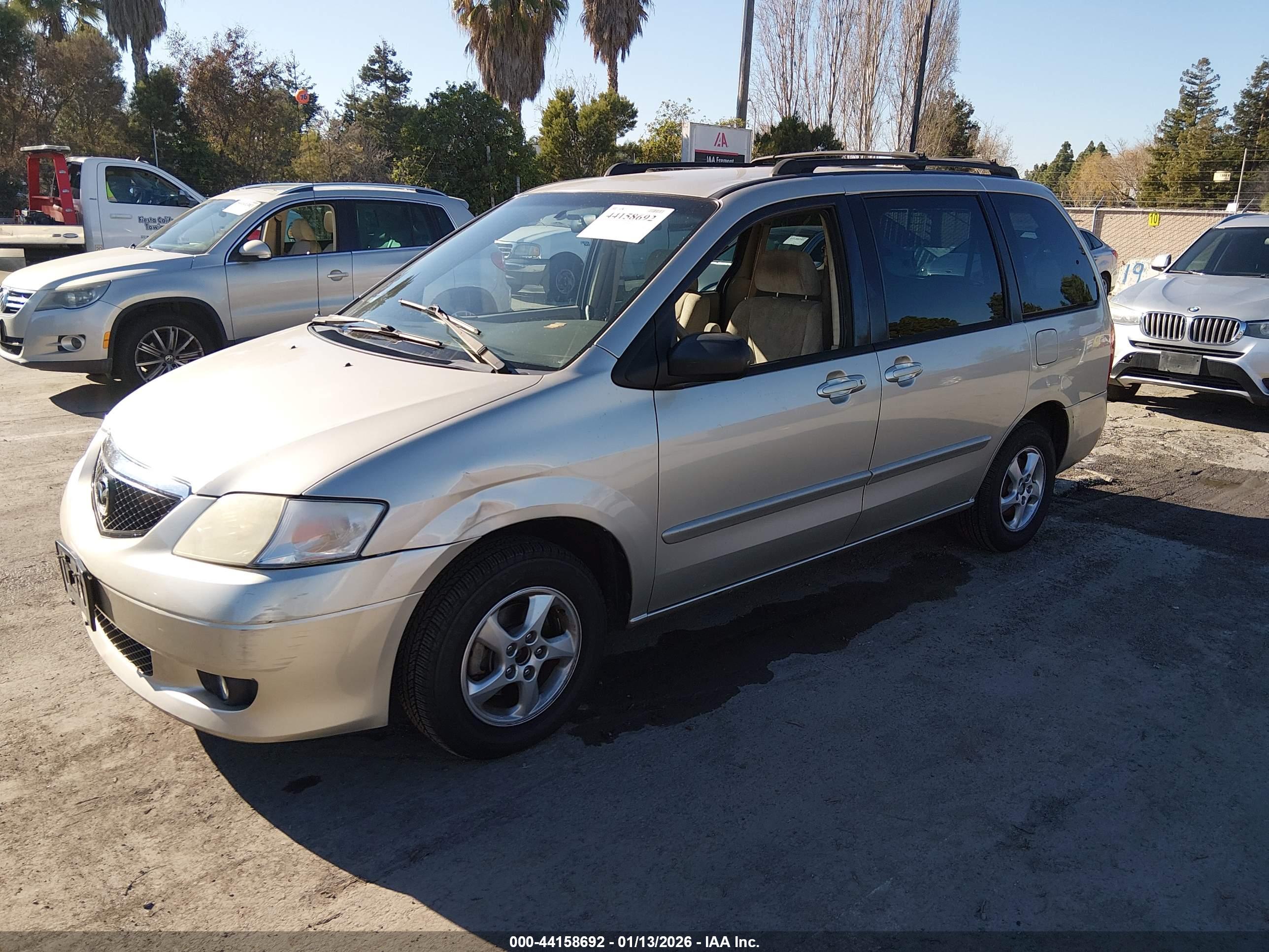 MAZDA MPV image 2