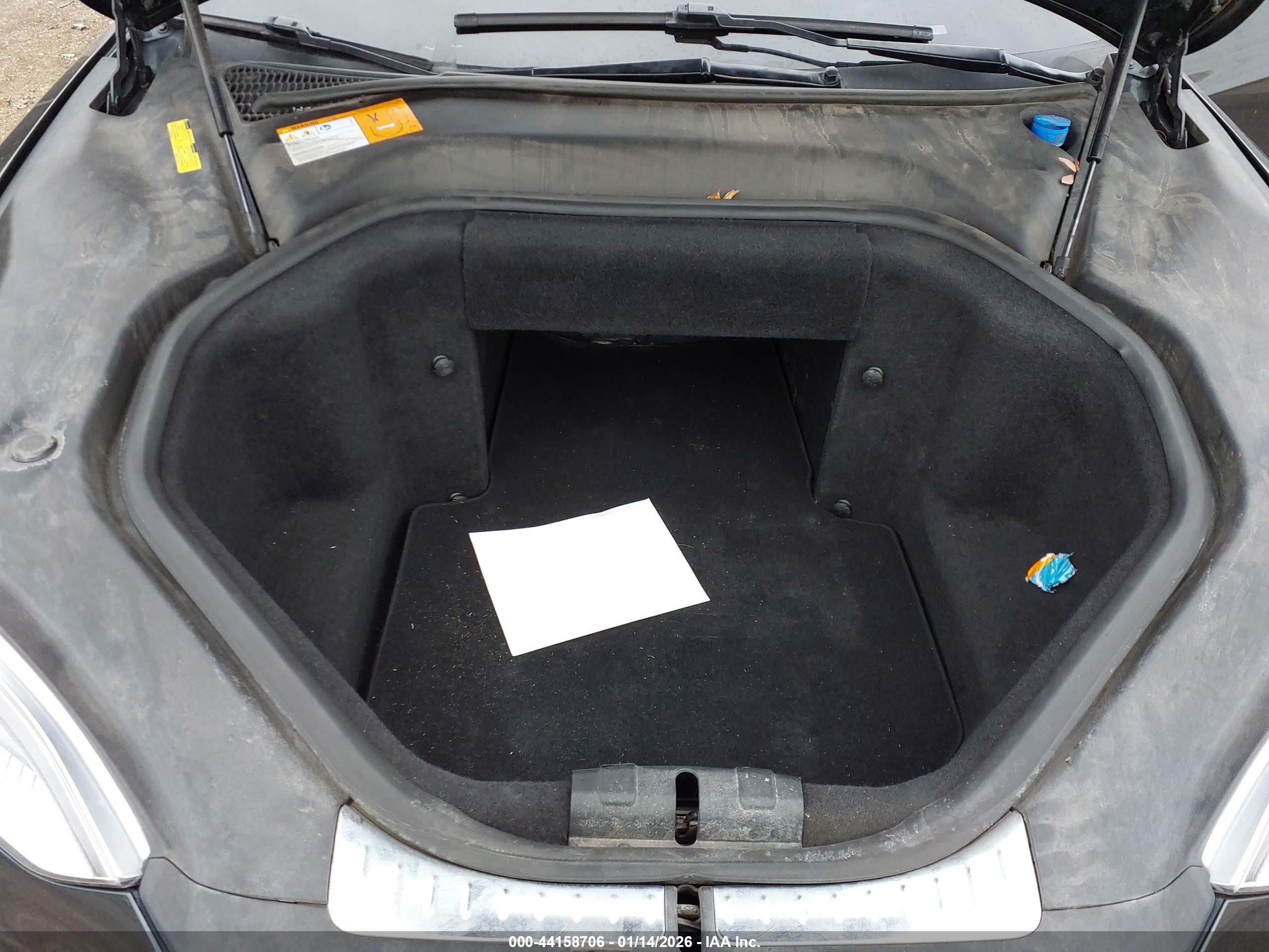 TESLA MODEL image 10