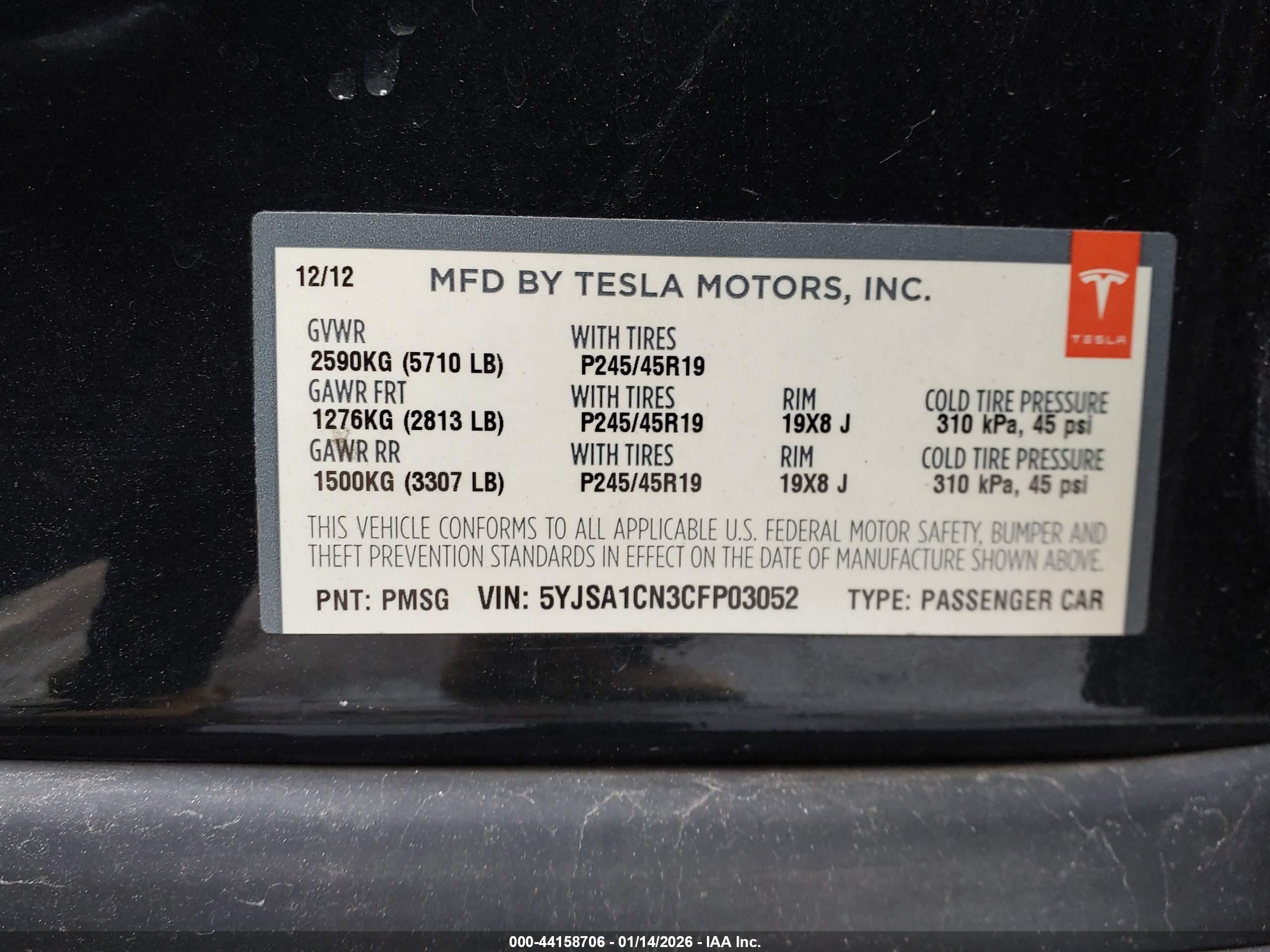 TESLA MODEL image 9