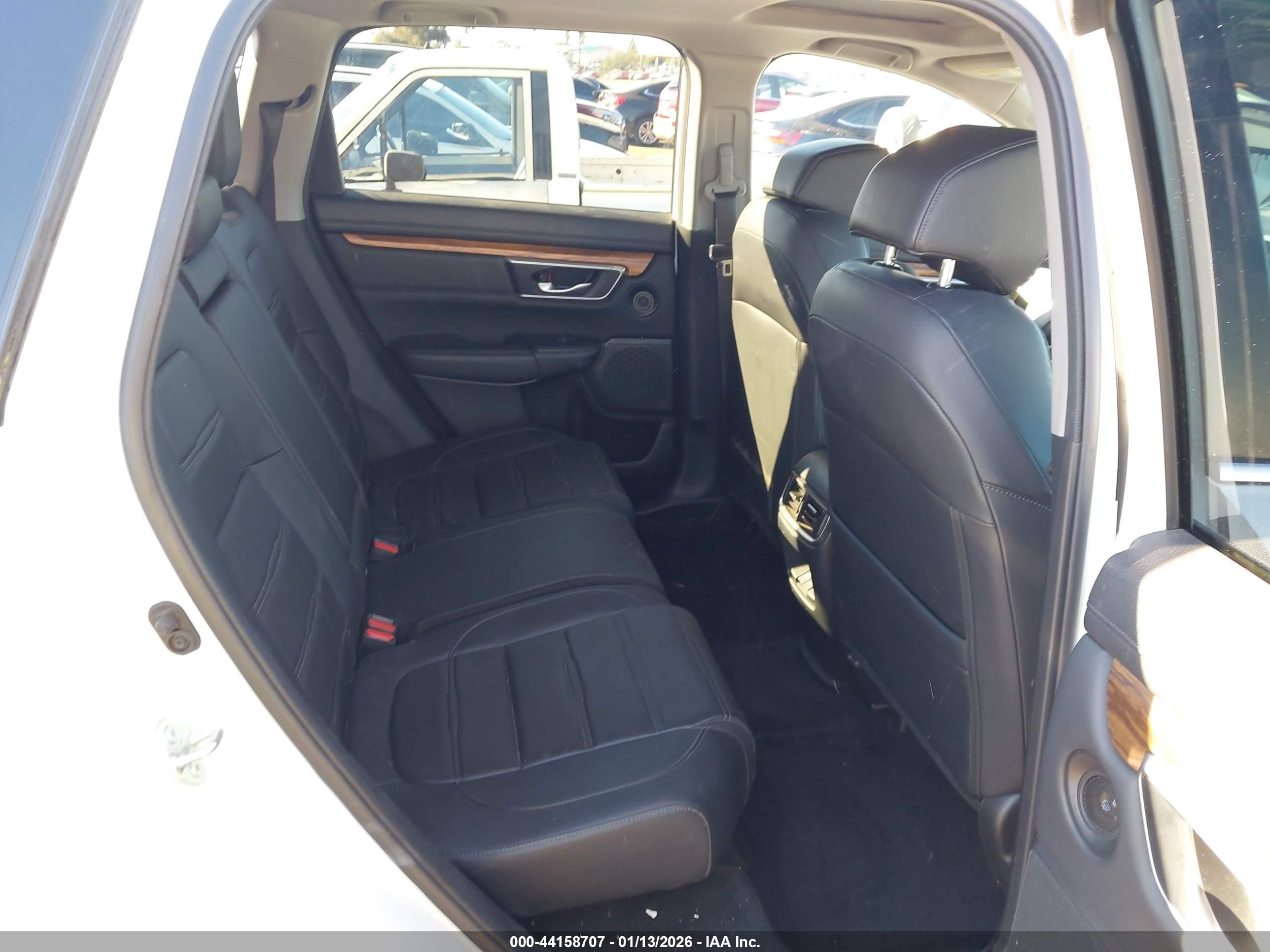 HONDA CR-V image 8