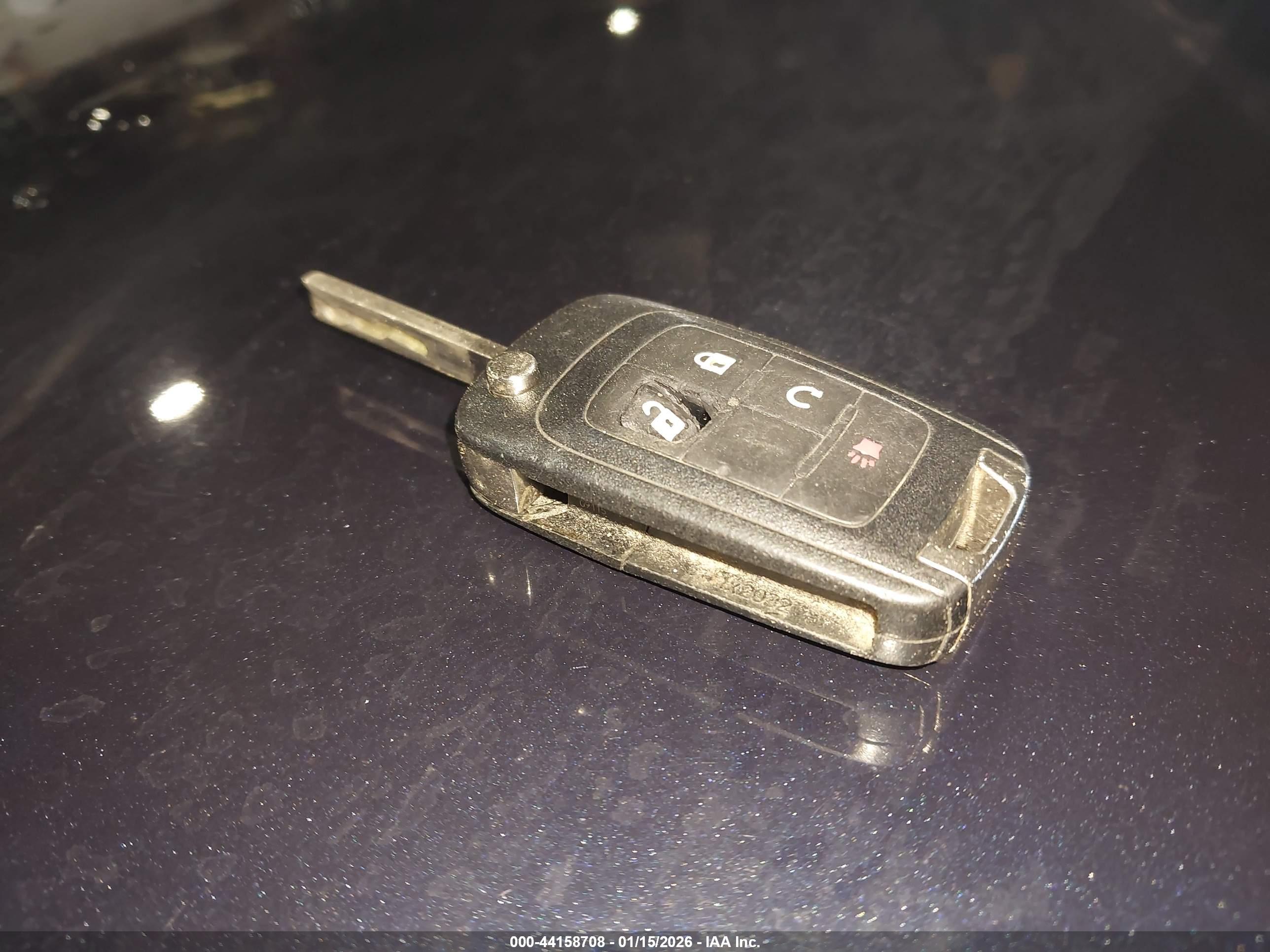CHEVROLET EQUINOX image 11