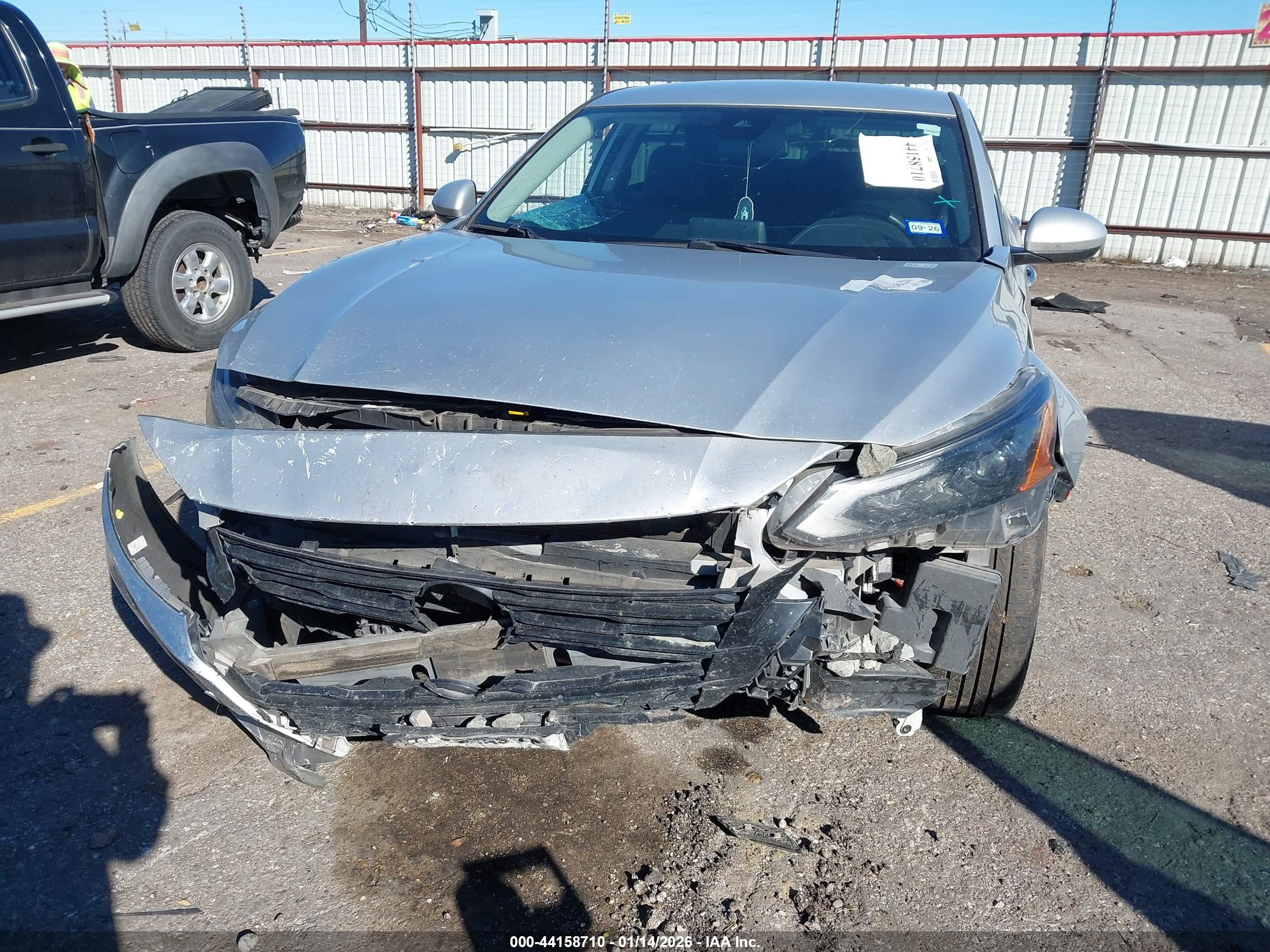 NISSAN ALTIMA image 6