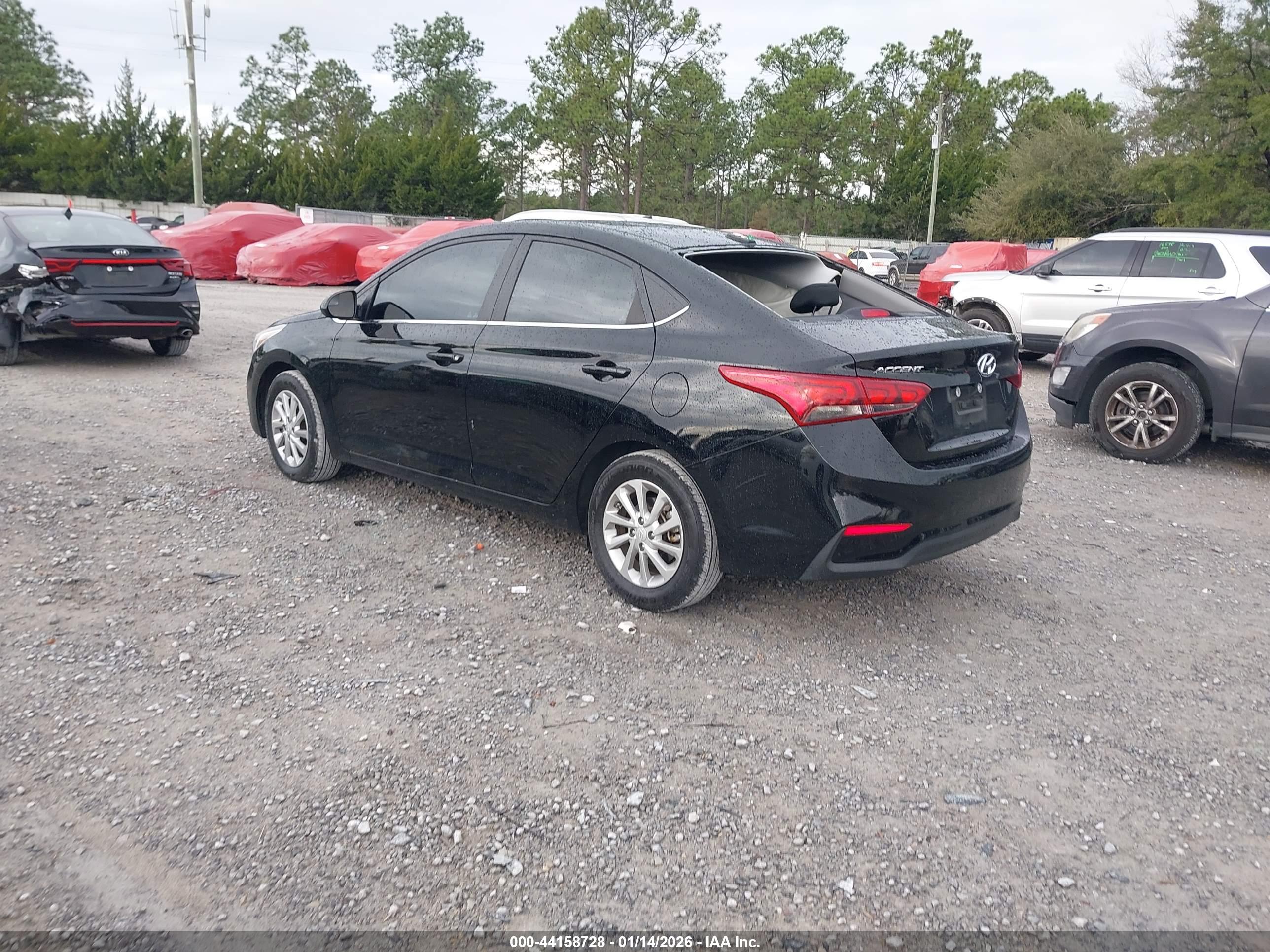 HYUNDAI ACCENT image 3