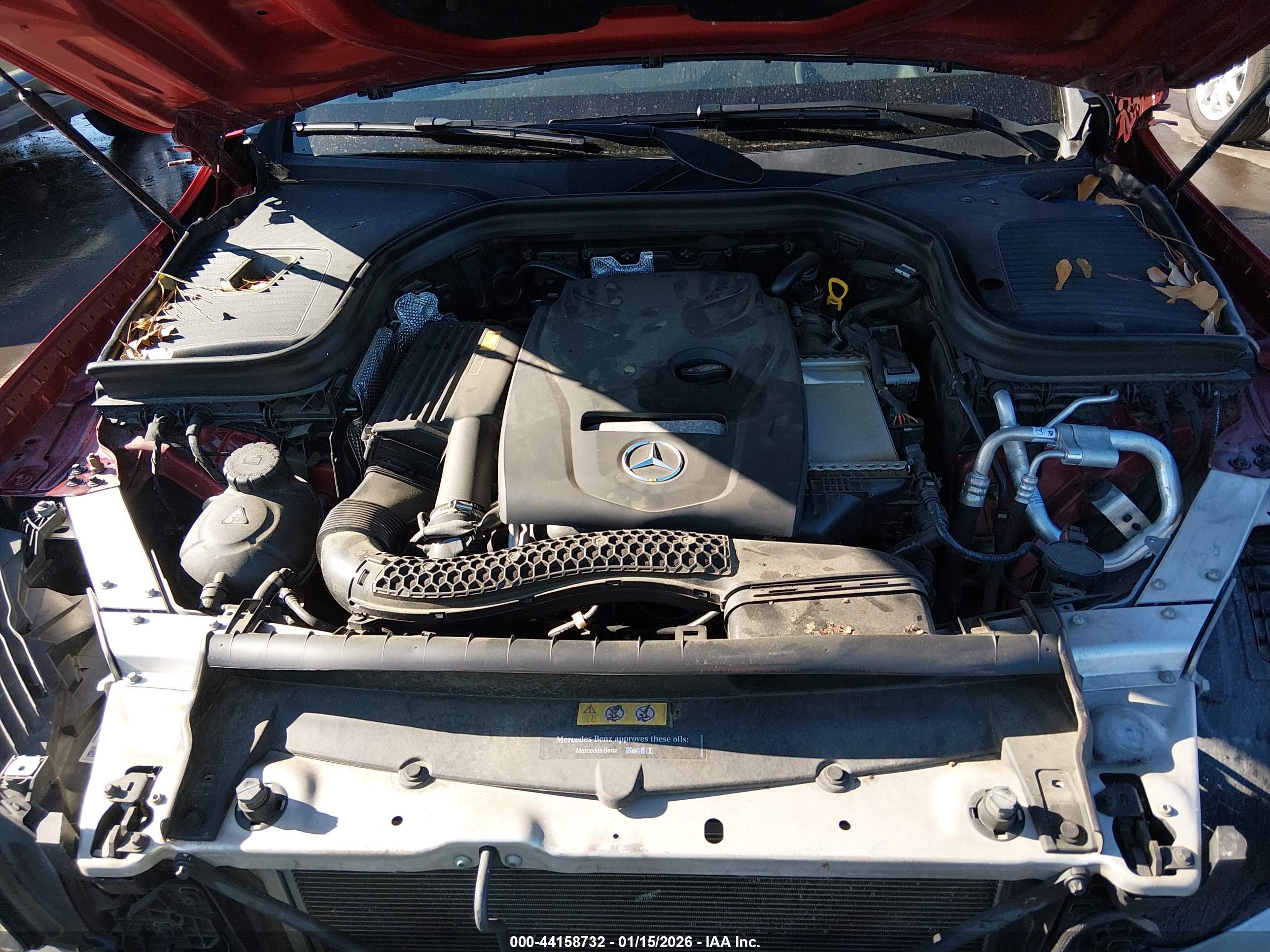 MERCEDES-BENZ GLC image 10