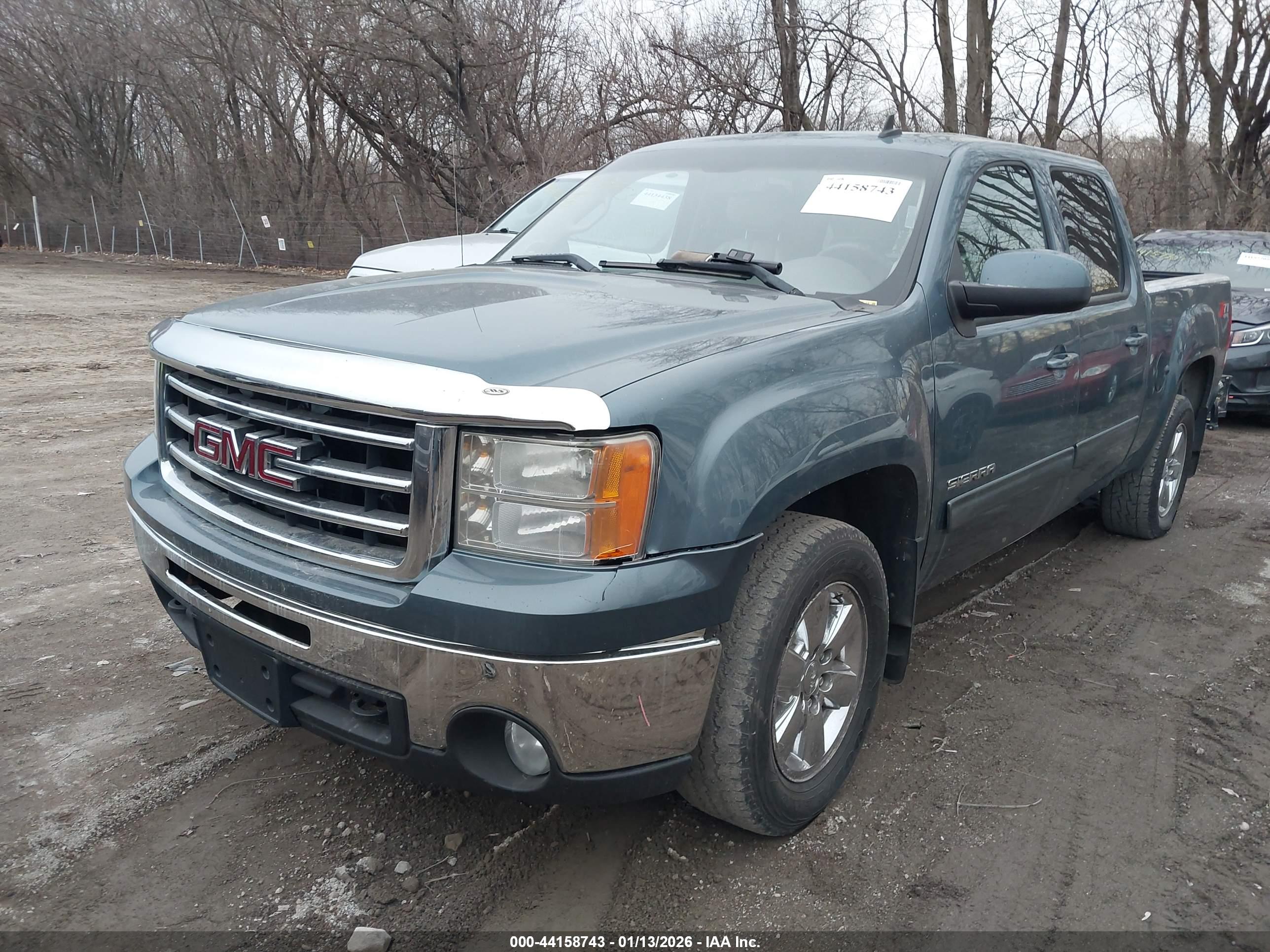 GMC SIERRA image 2
