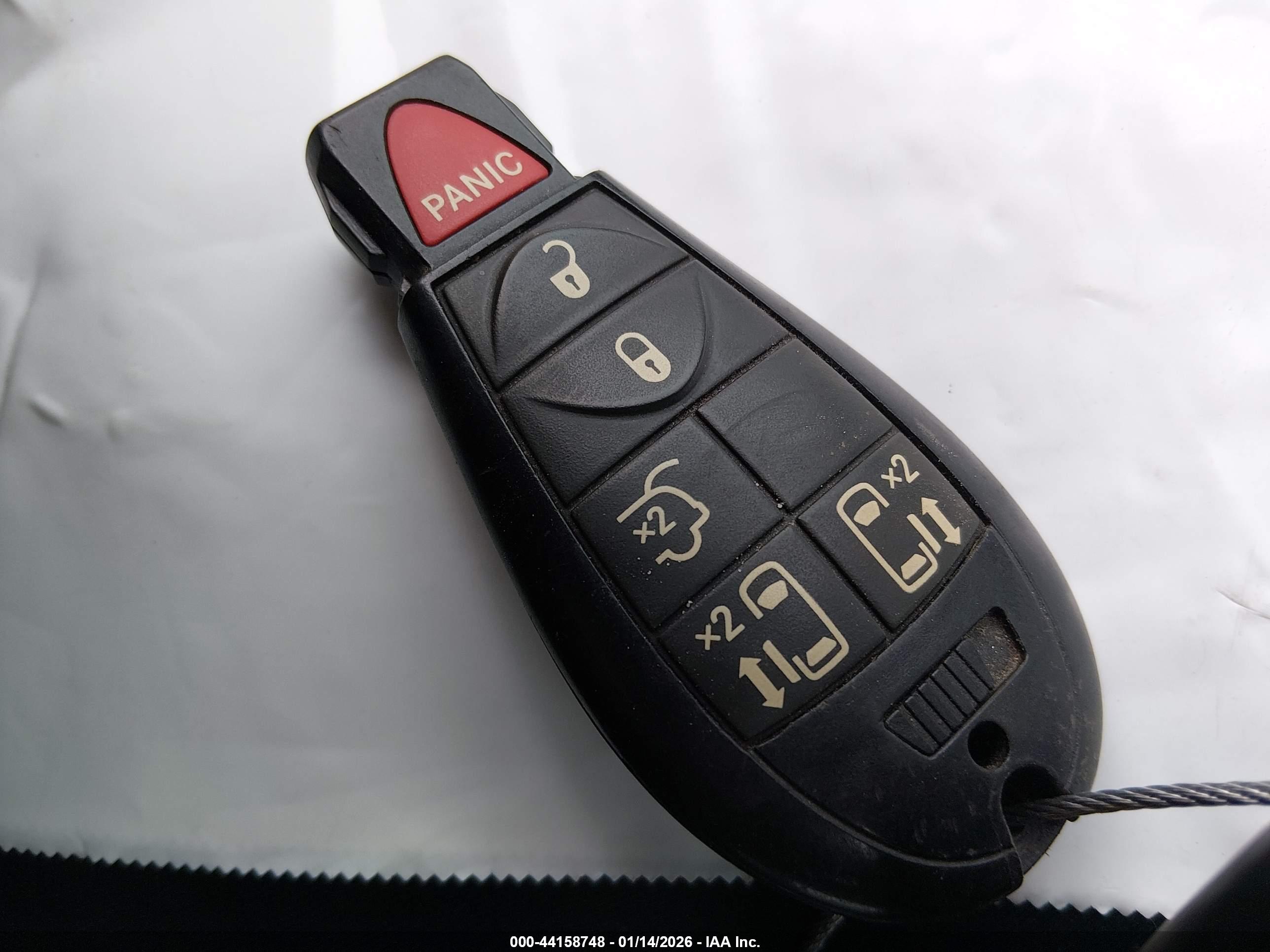 CHRYSLER TOWN image 11