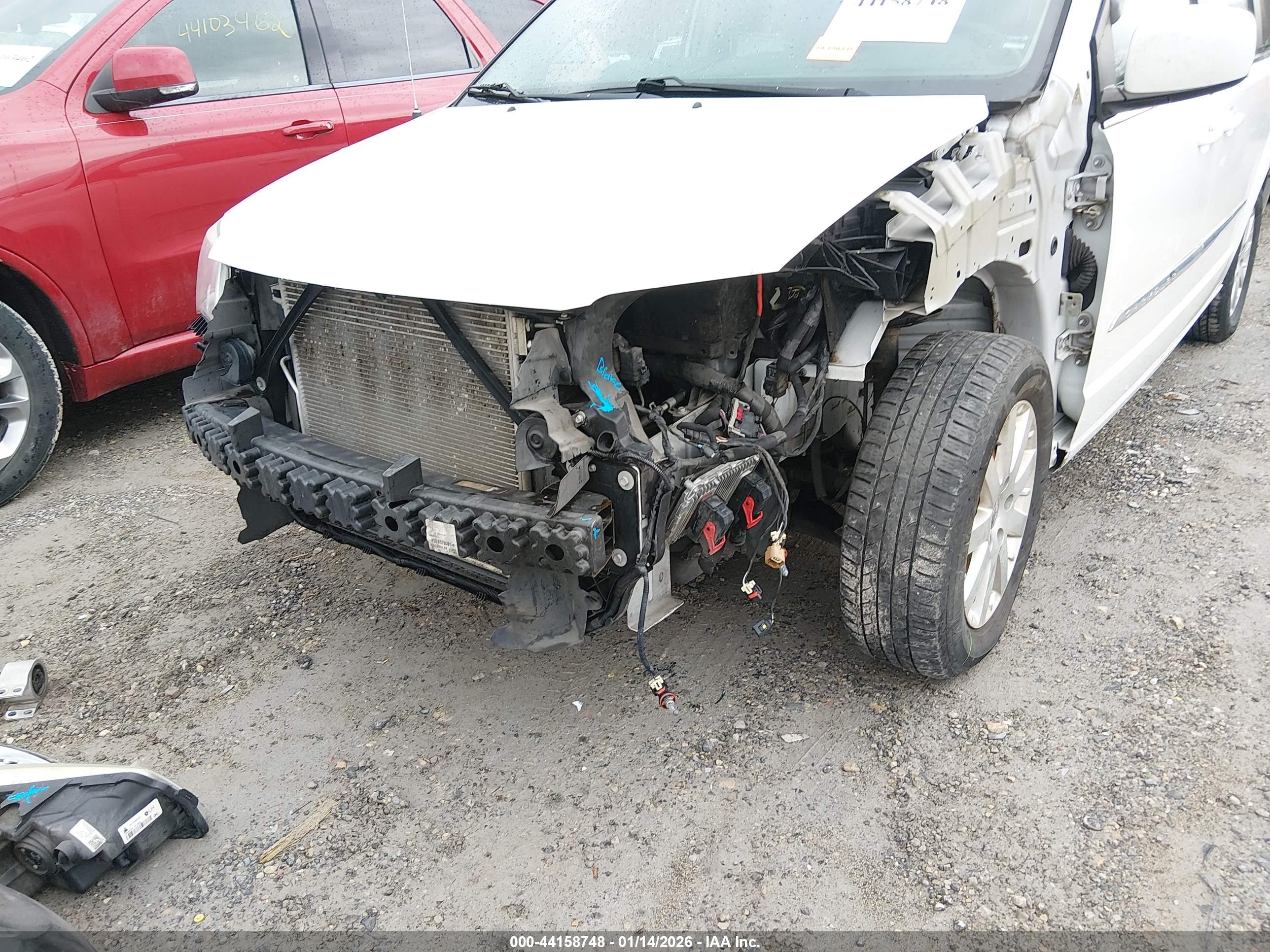 CHRYSLER TOWN image 6