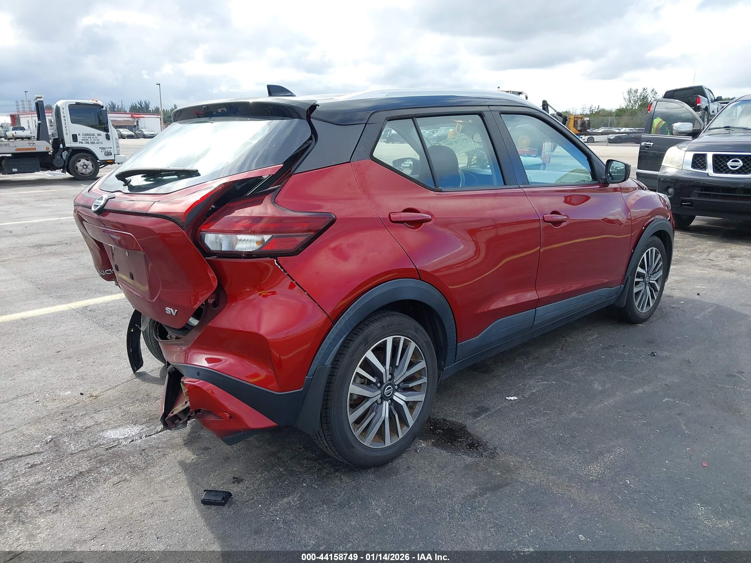 NISSAN KICKS image 4
