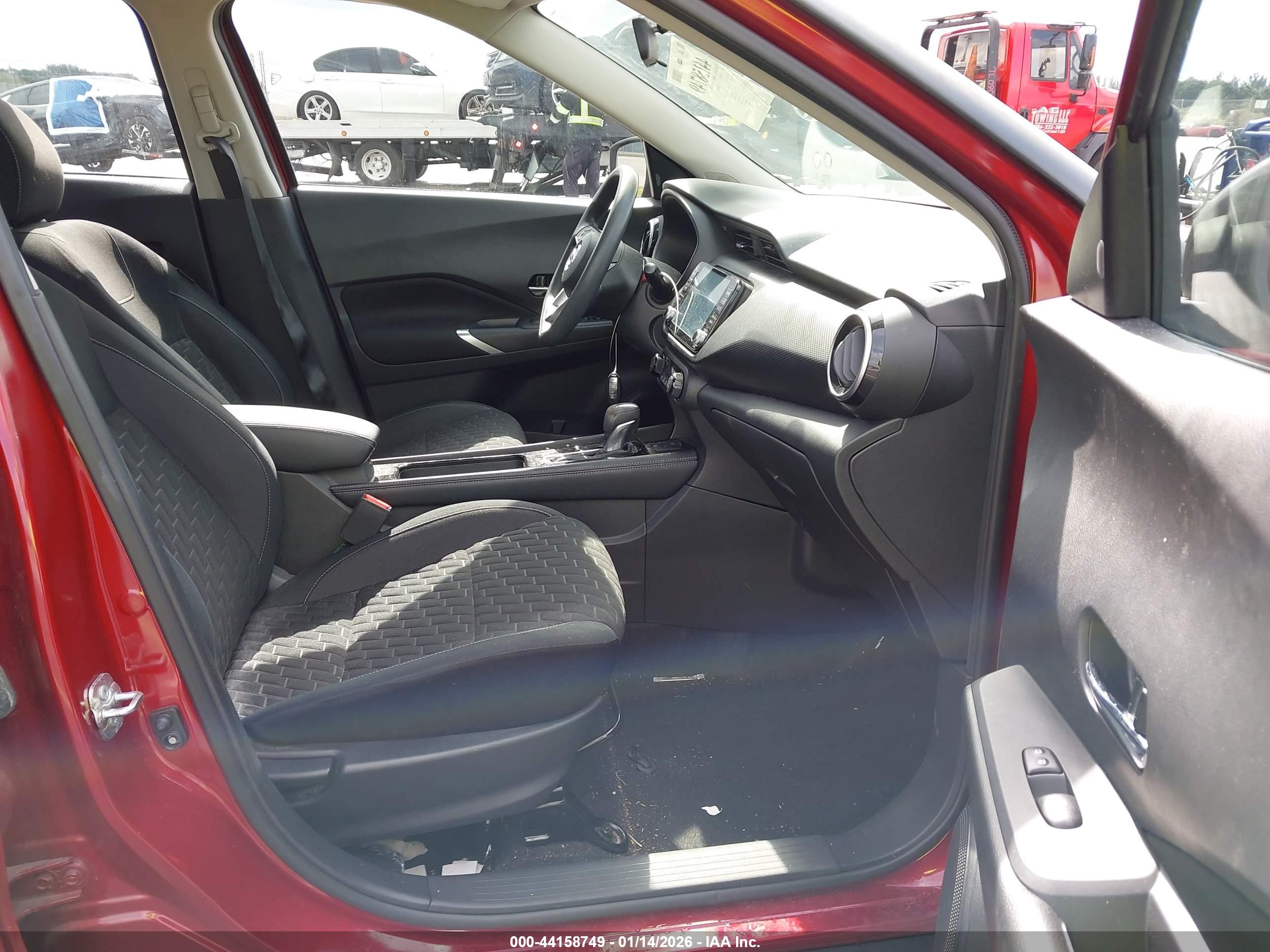 NISSAN KICKS image 5