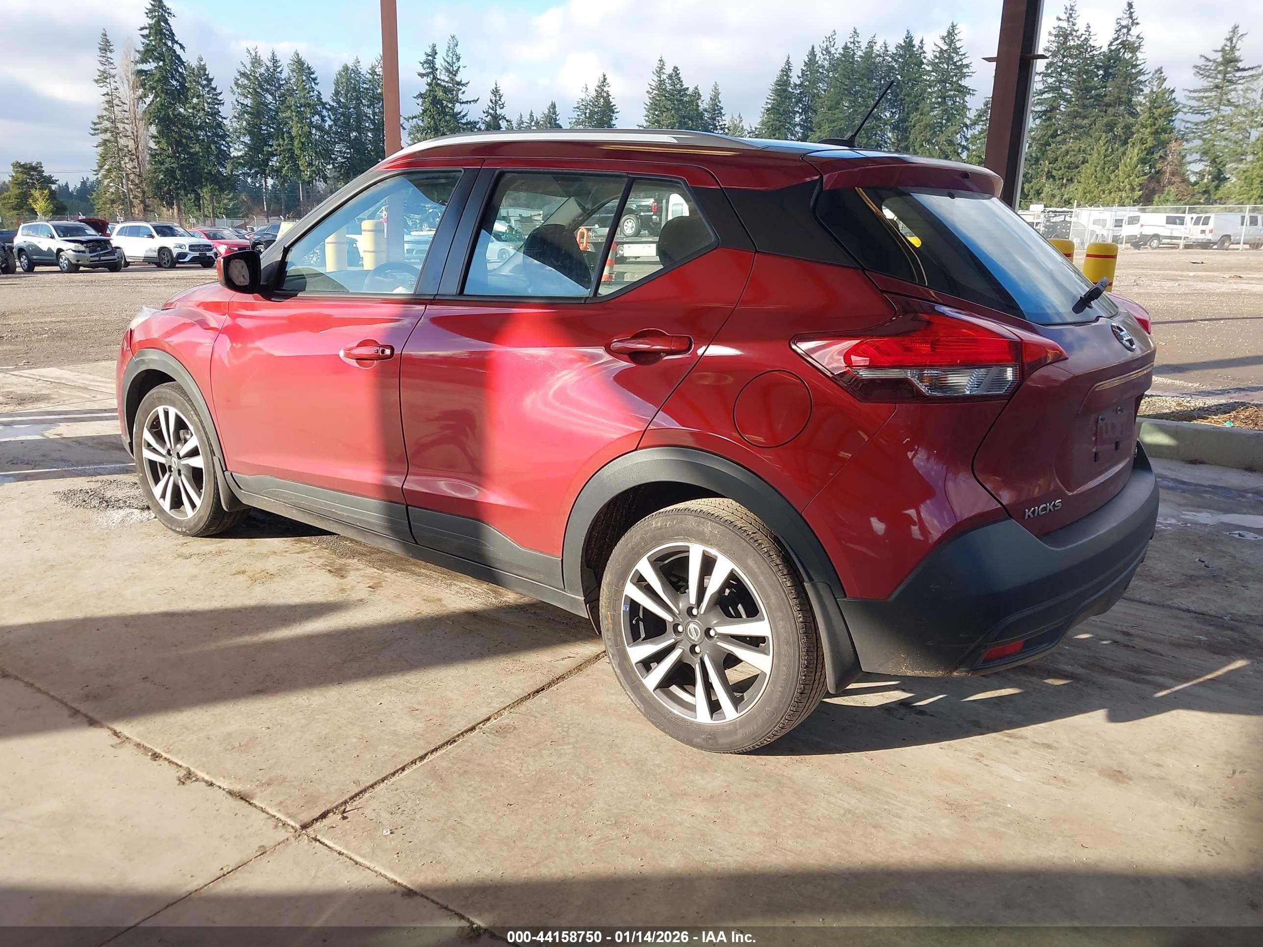 NISSAN KICKS image 3