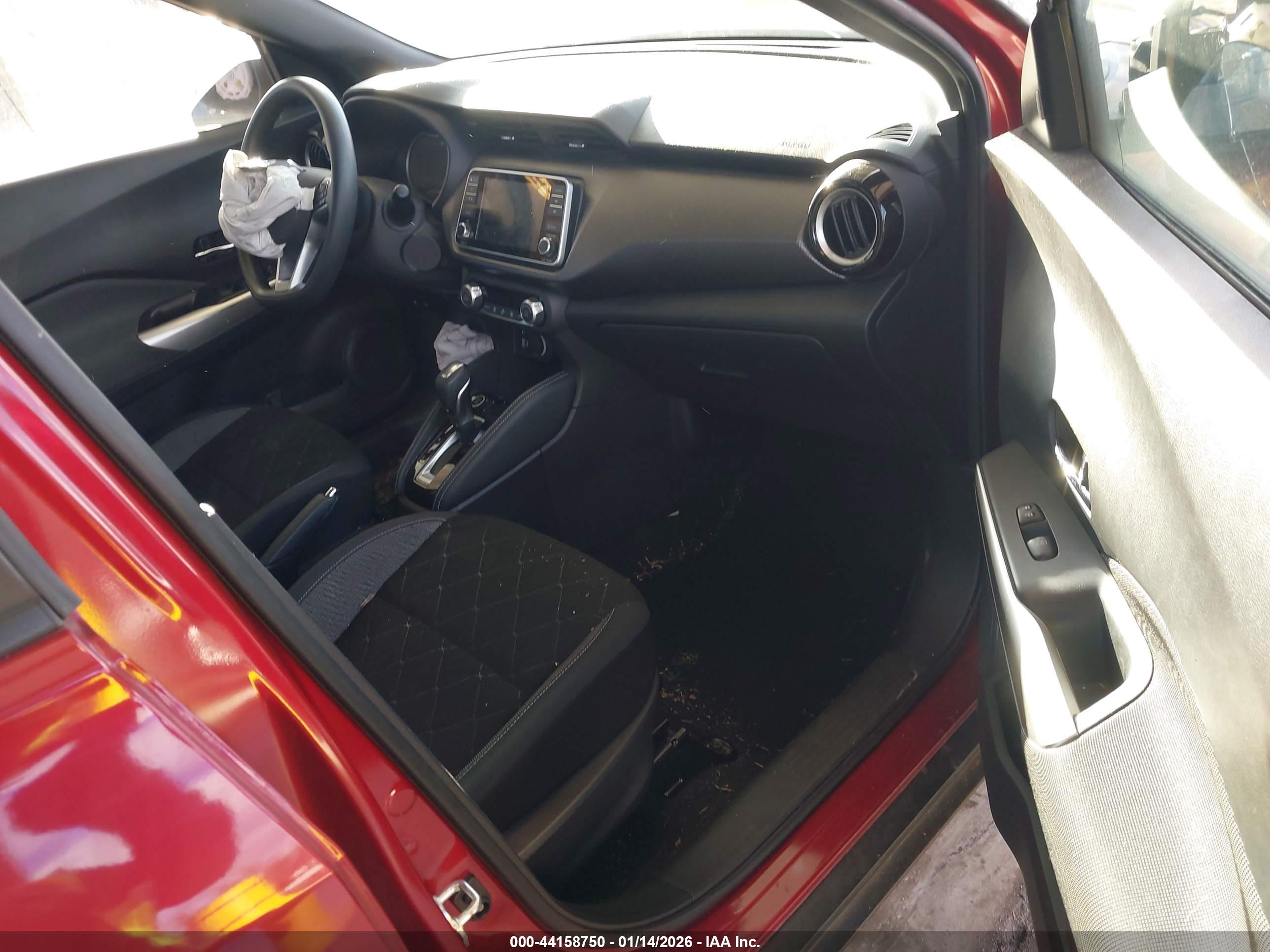 NISSAN KICKS image 5