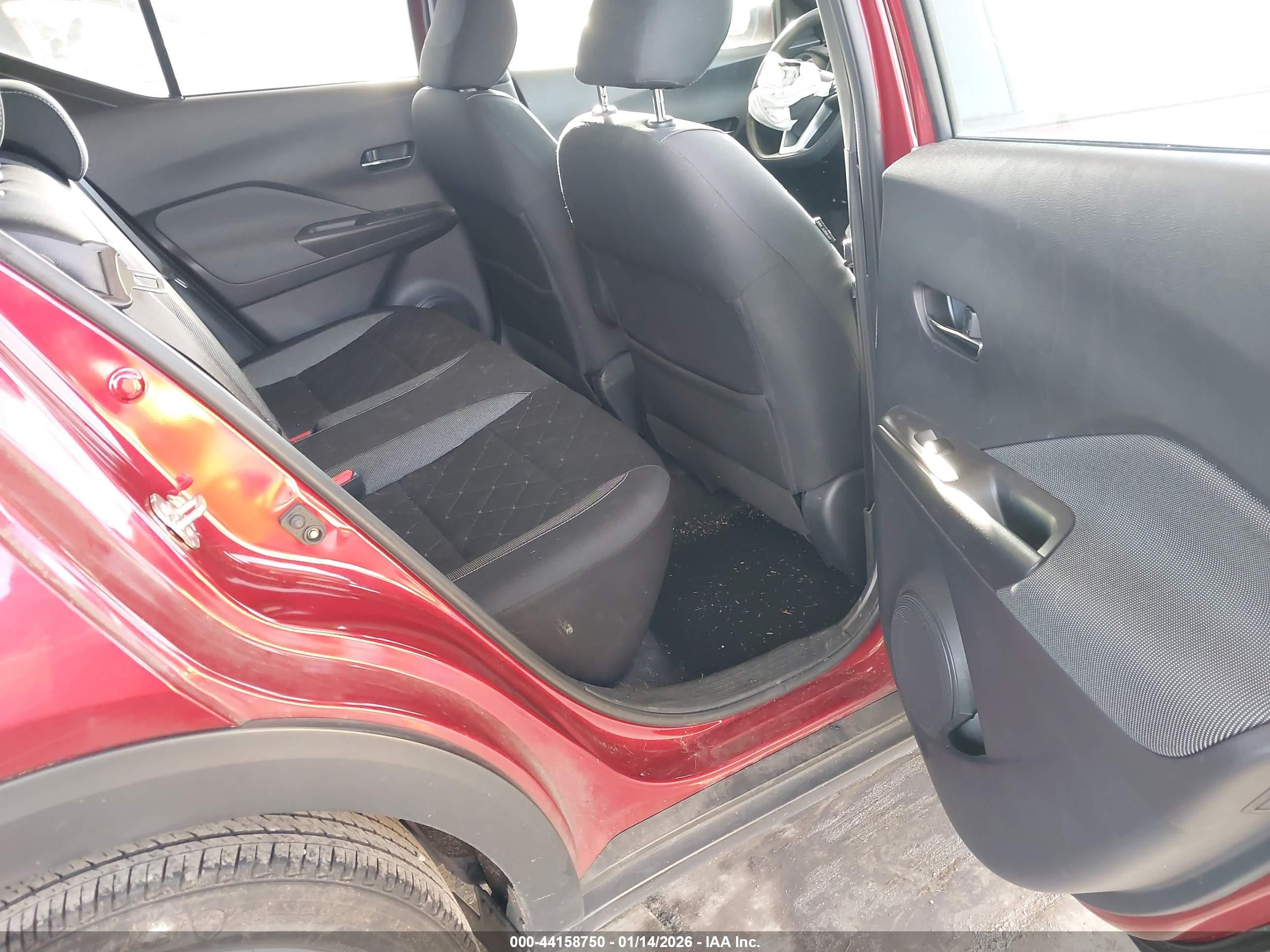 NISSAN KICKS image 8