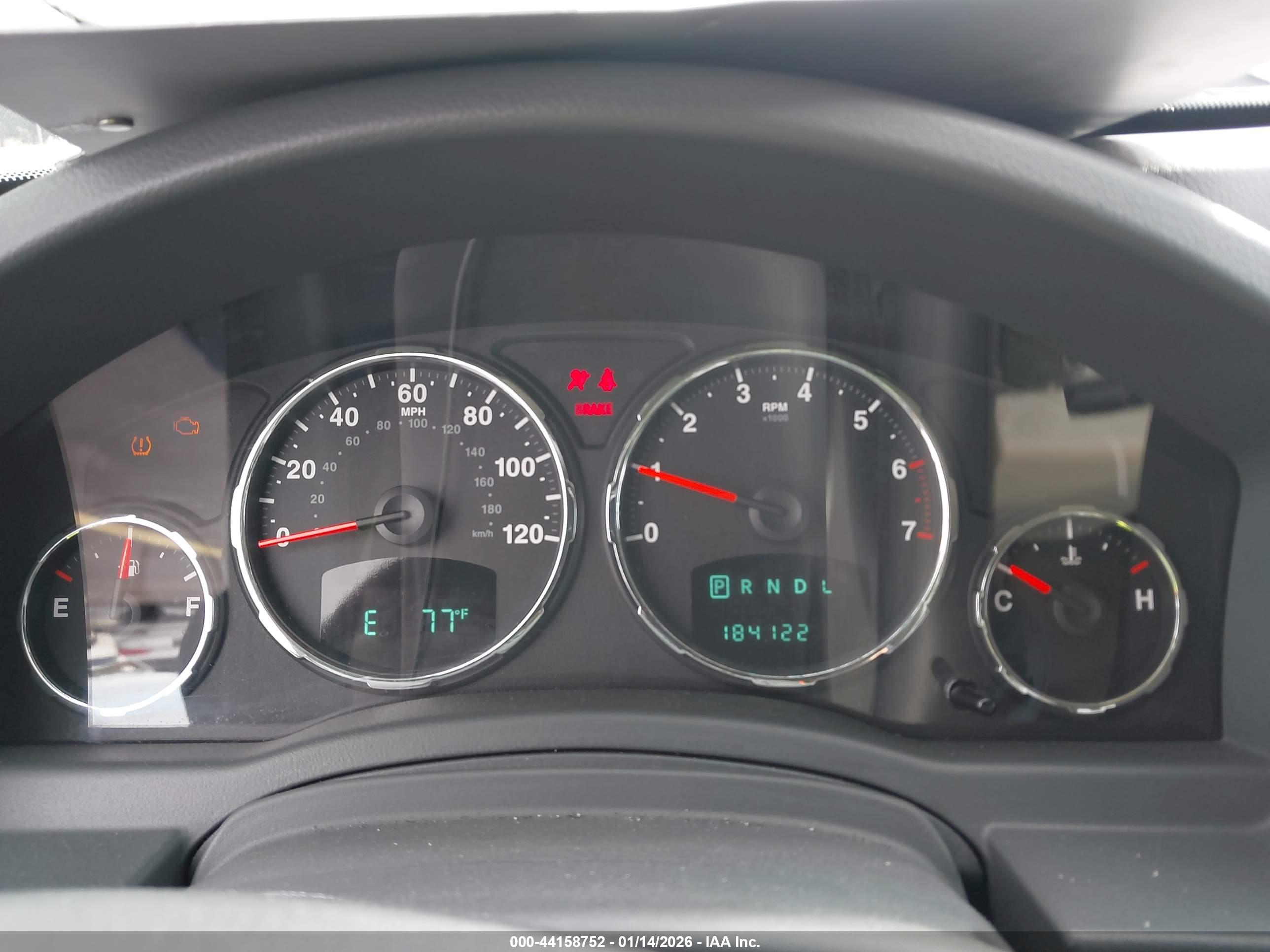 JEEP LIBERTY image 7