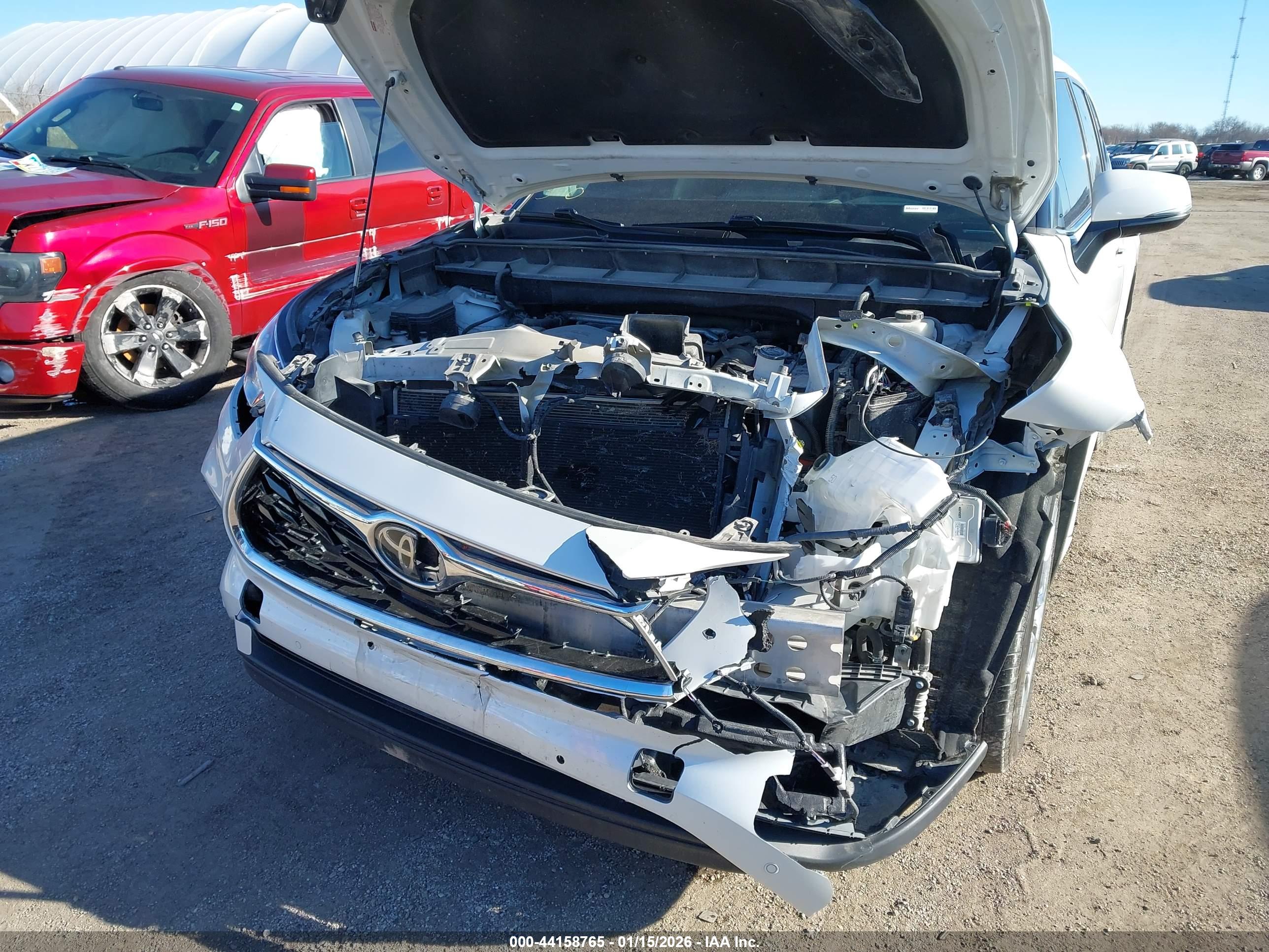 TOYOTA HIGHLANDER image 6