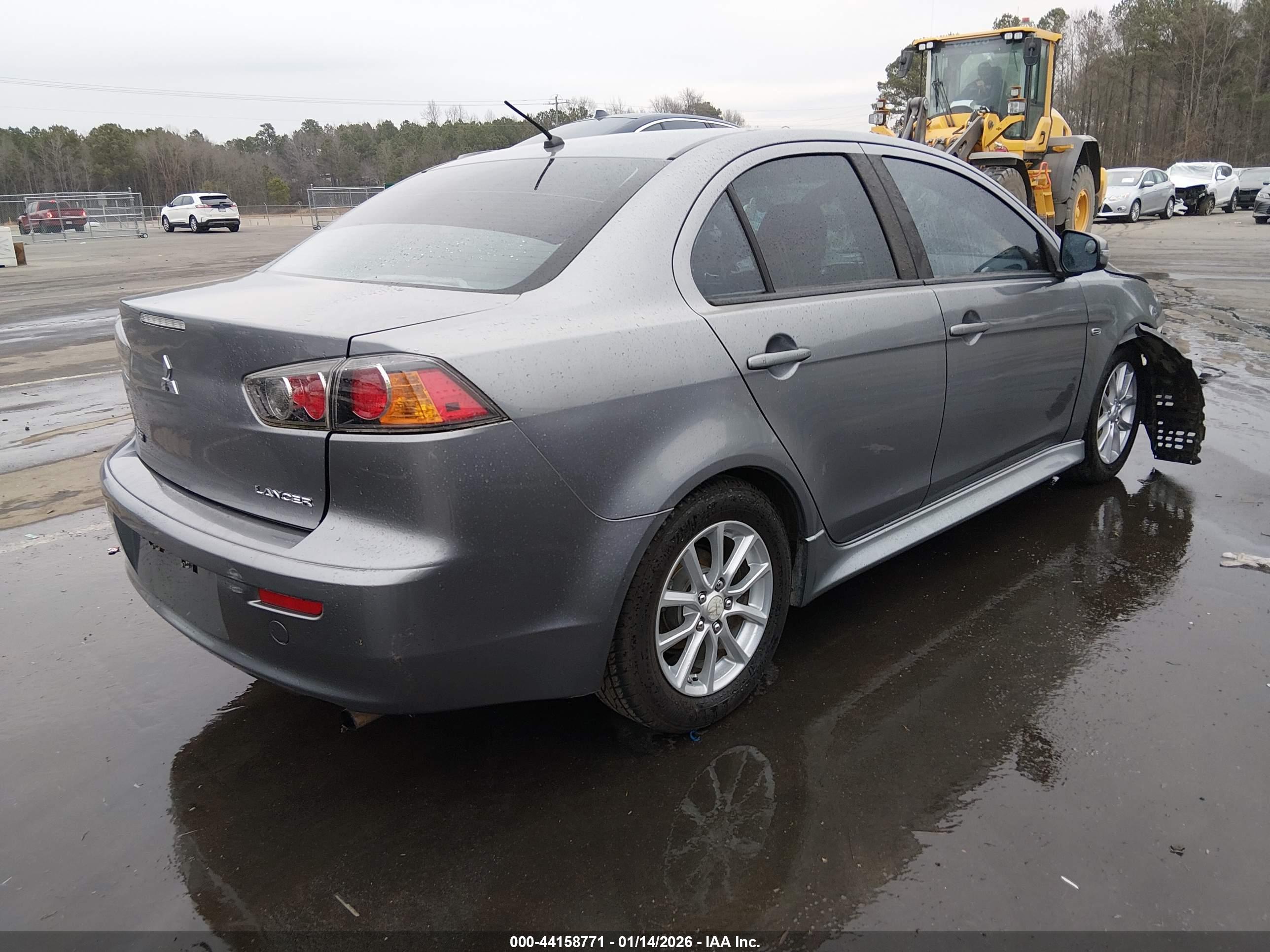 MITSUBISHI LANCER image 4