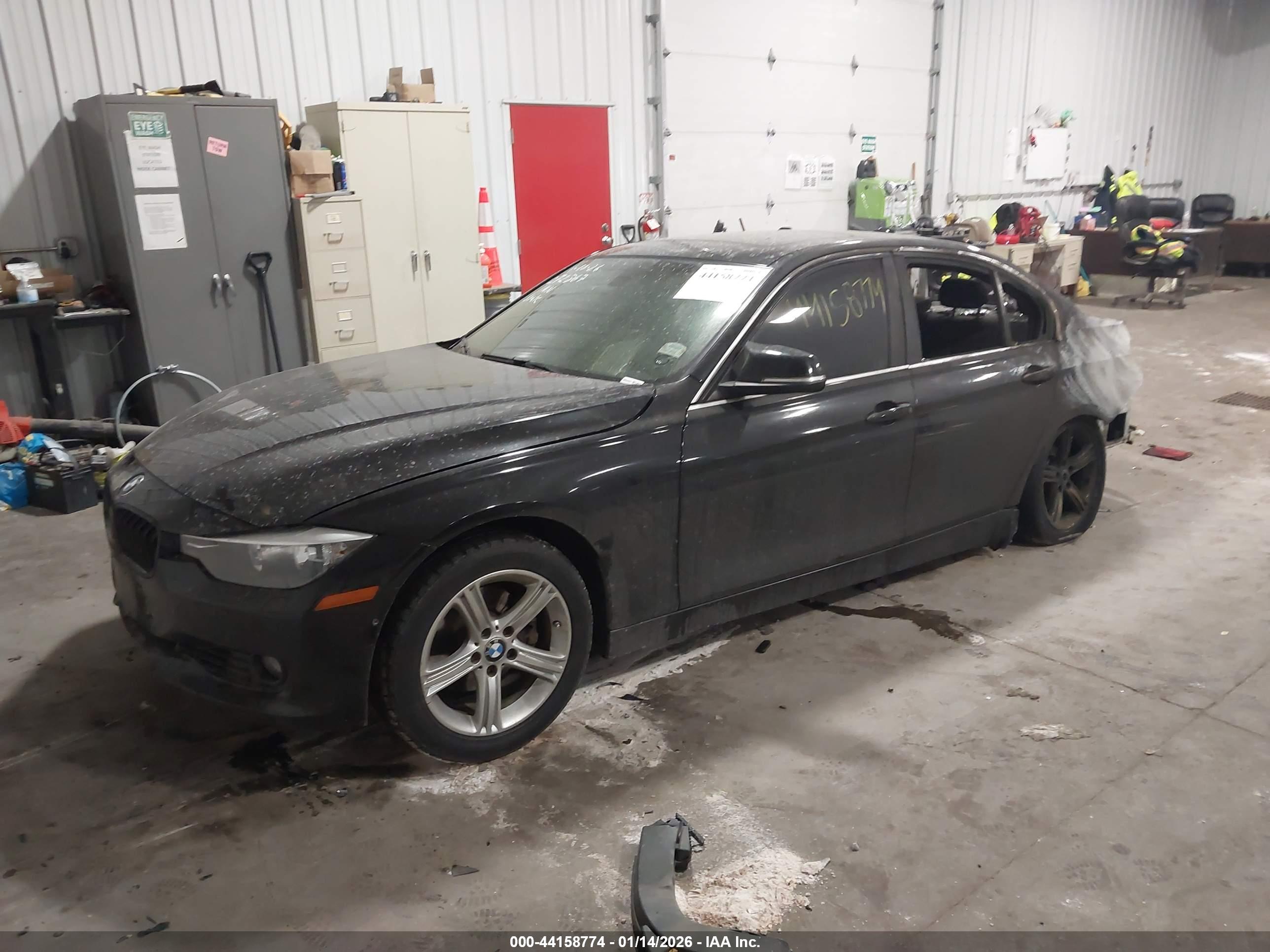 BMW 328I image 2