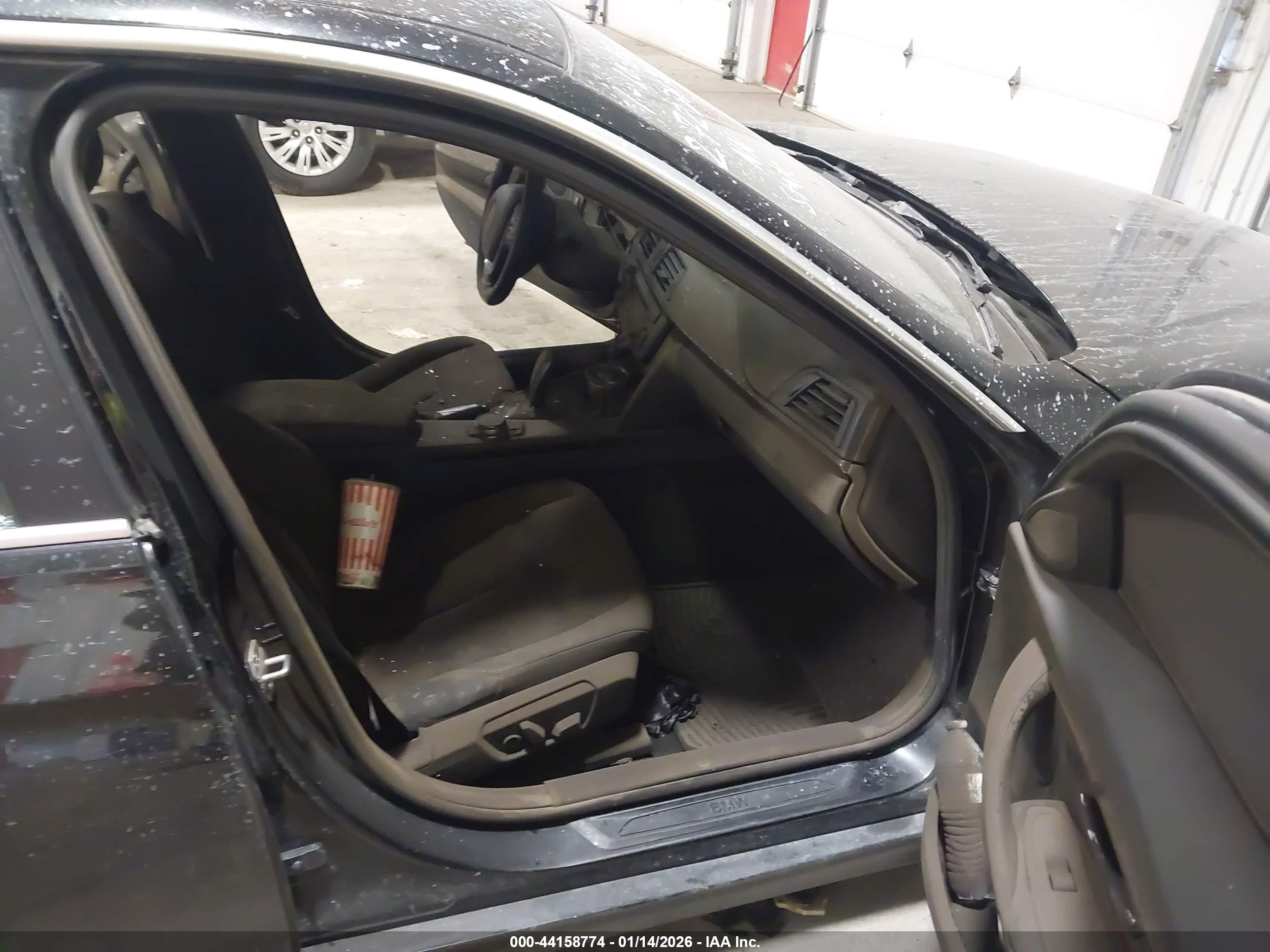 BMW 328I image 5