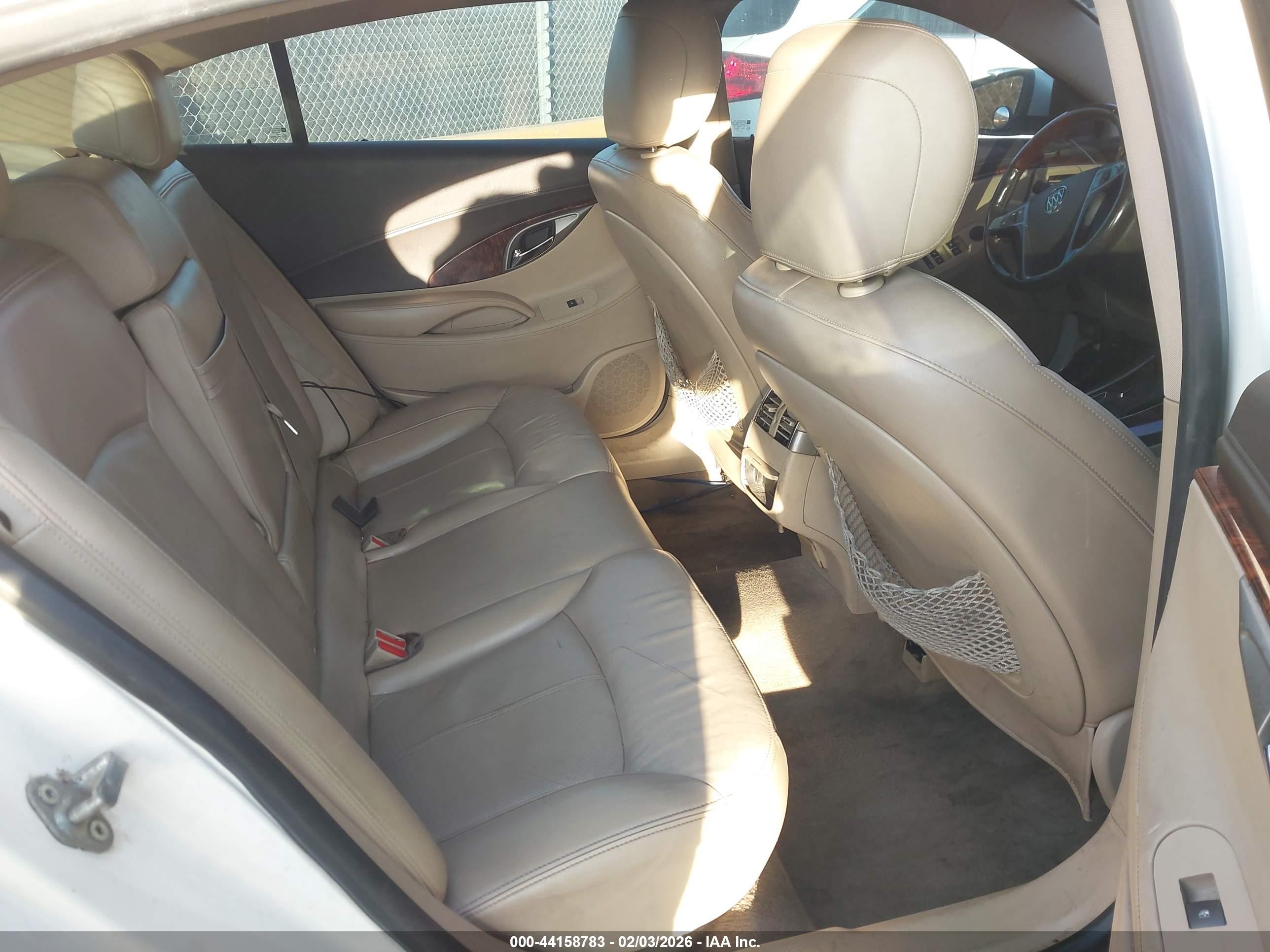 BUICK LACROSSE image 8