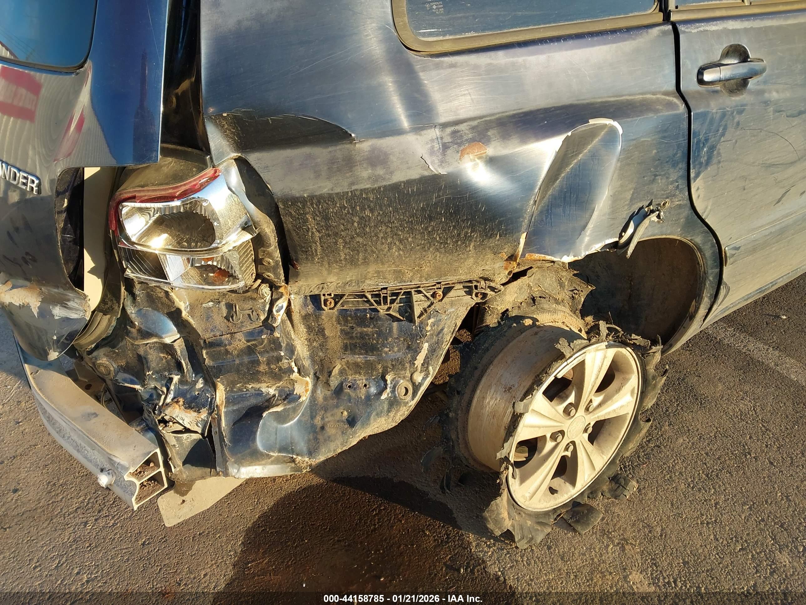 TOYOTA HIGHLANDER image 6