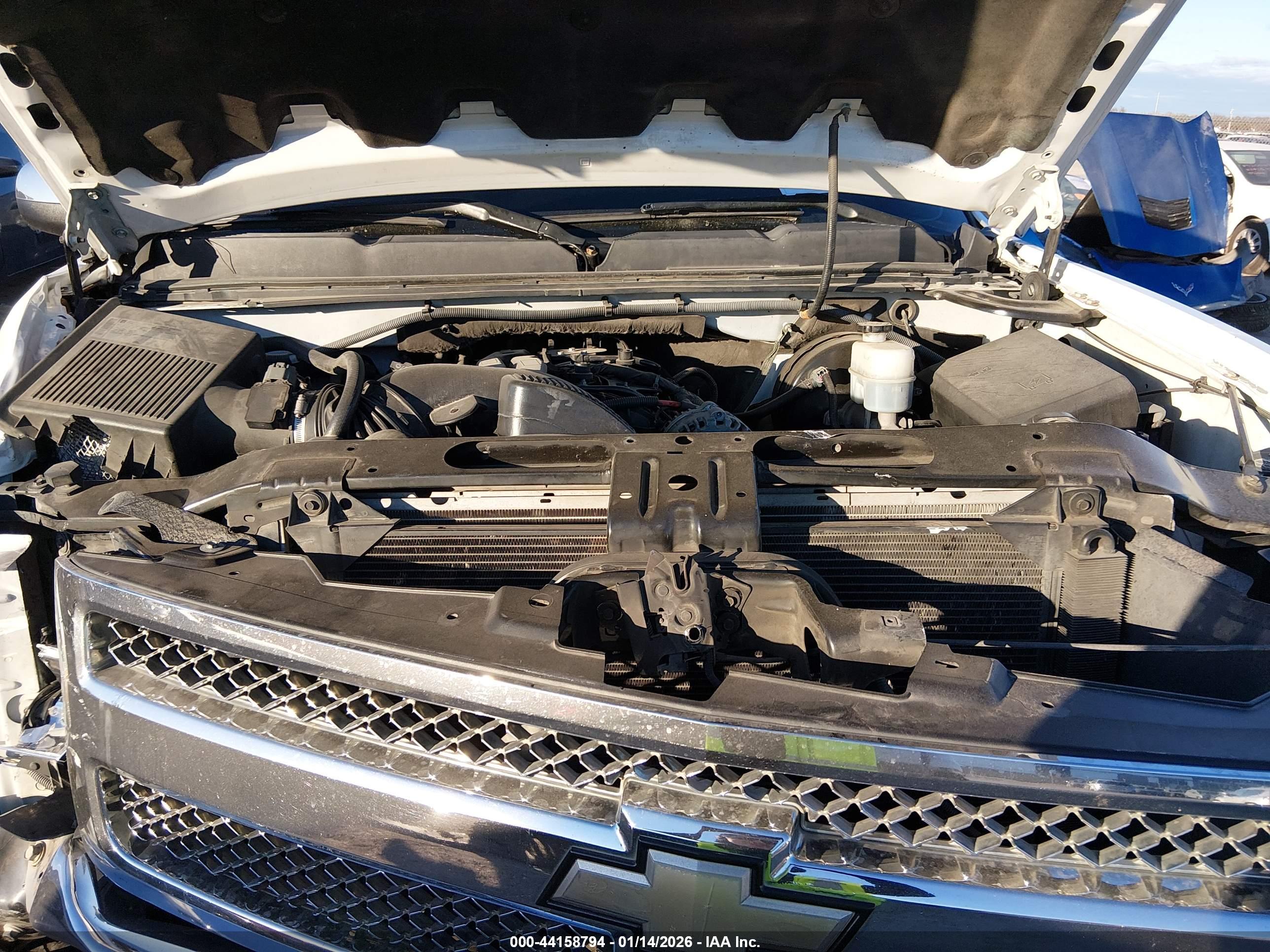 CHEVROLET SILVERADO image 10