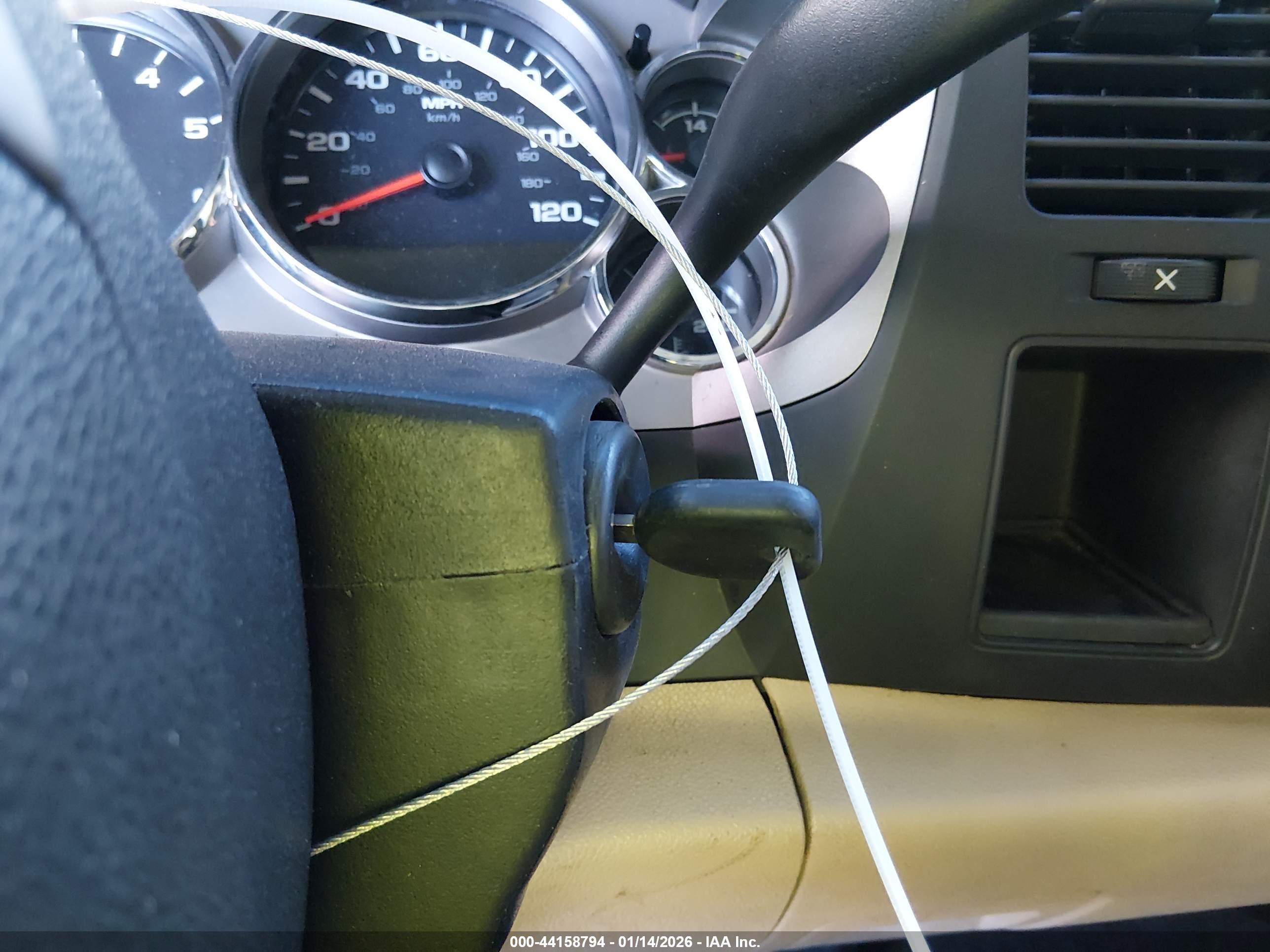 CHEVROLET SILVERADO image 11