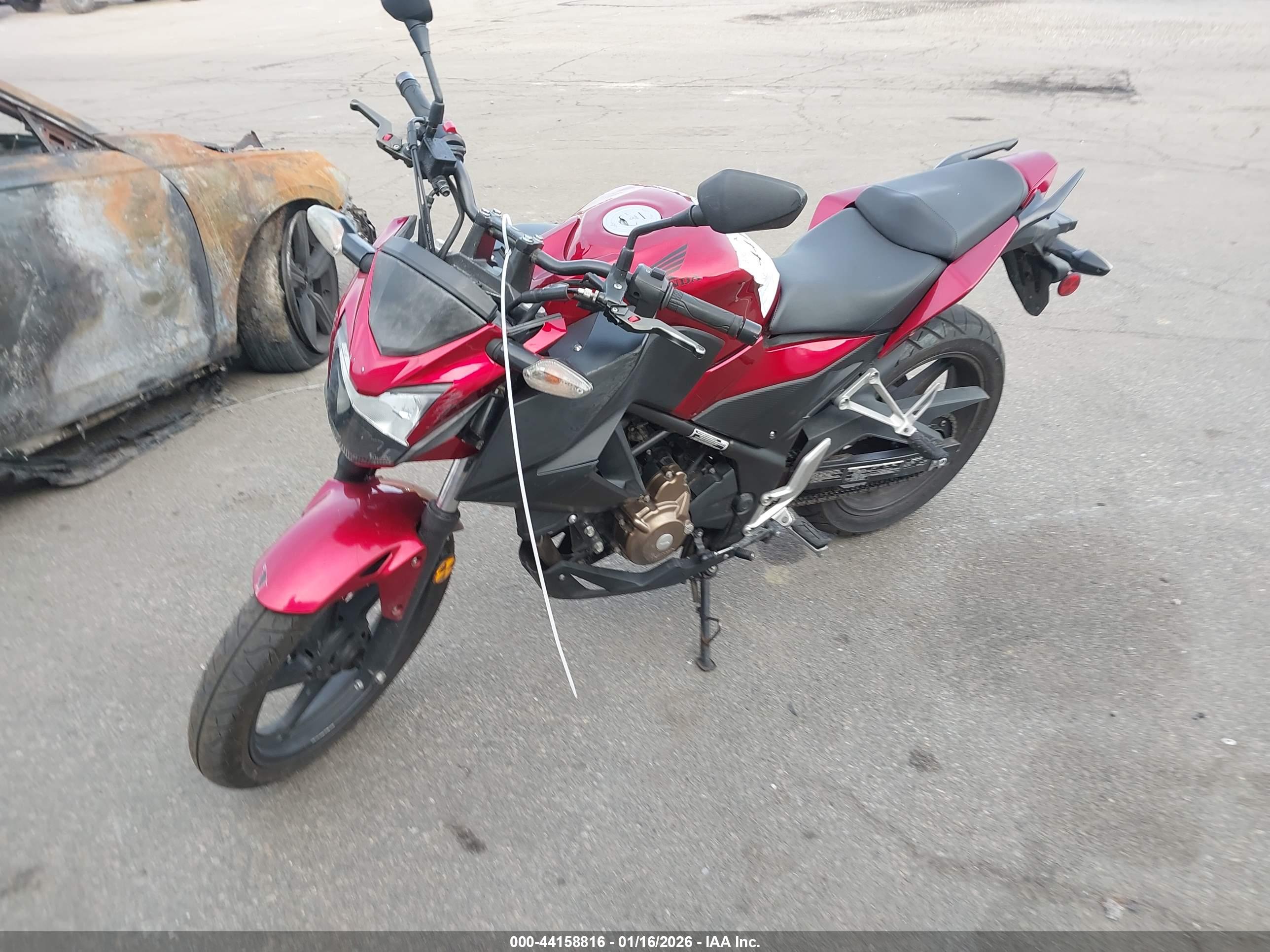 HONDA CB300 image 2