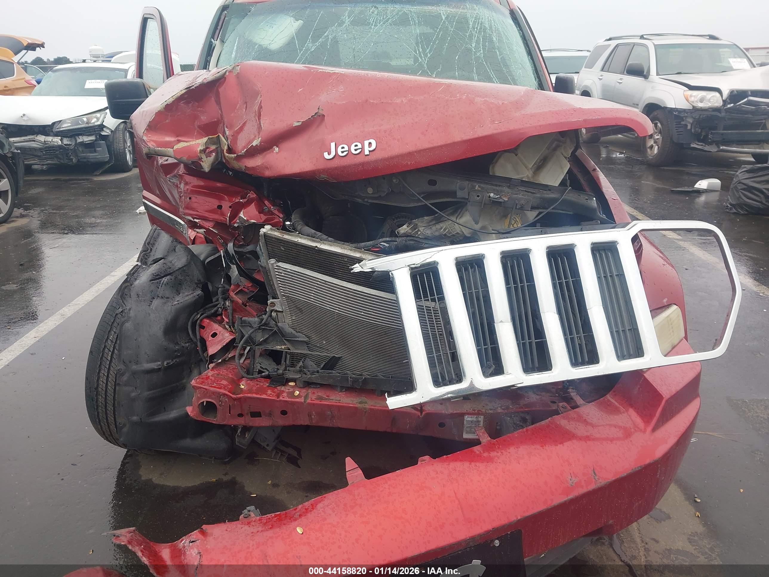 JEEP LIBERTY image 6