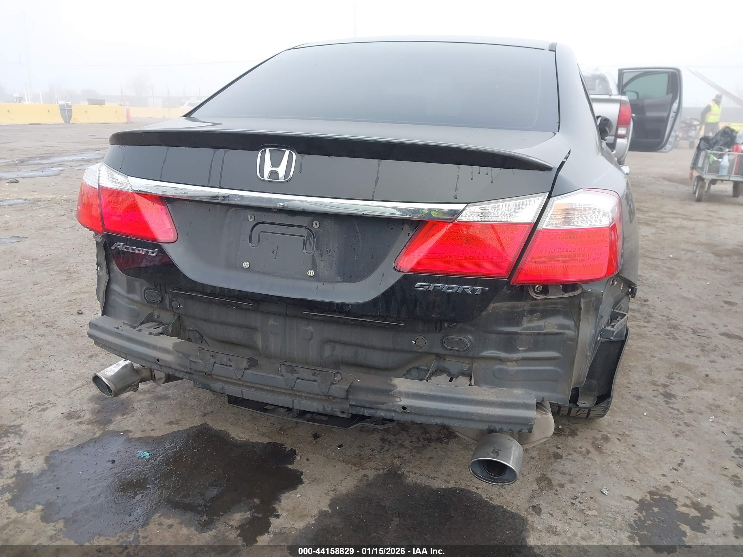 HONDA ACCORD image 6
