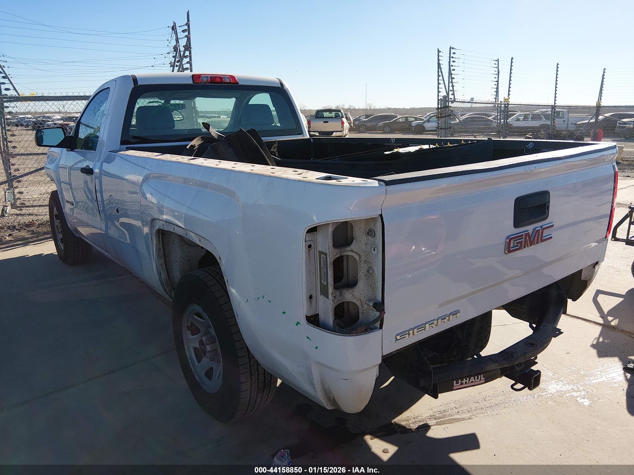 GMC SIERRA image 3