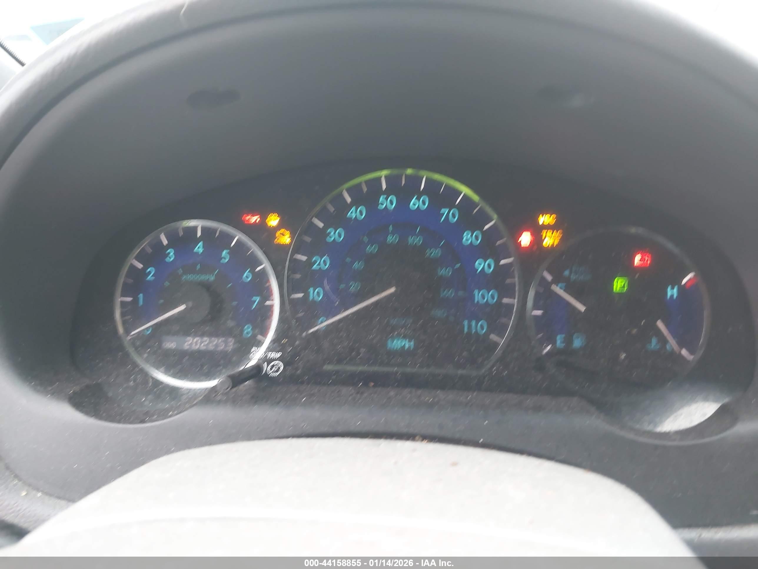 TOYOTA SIENNA image 7