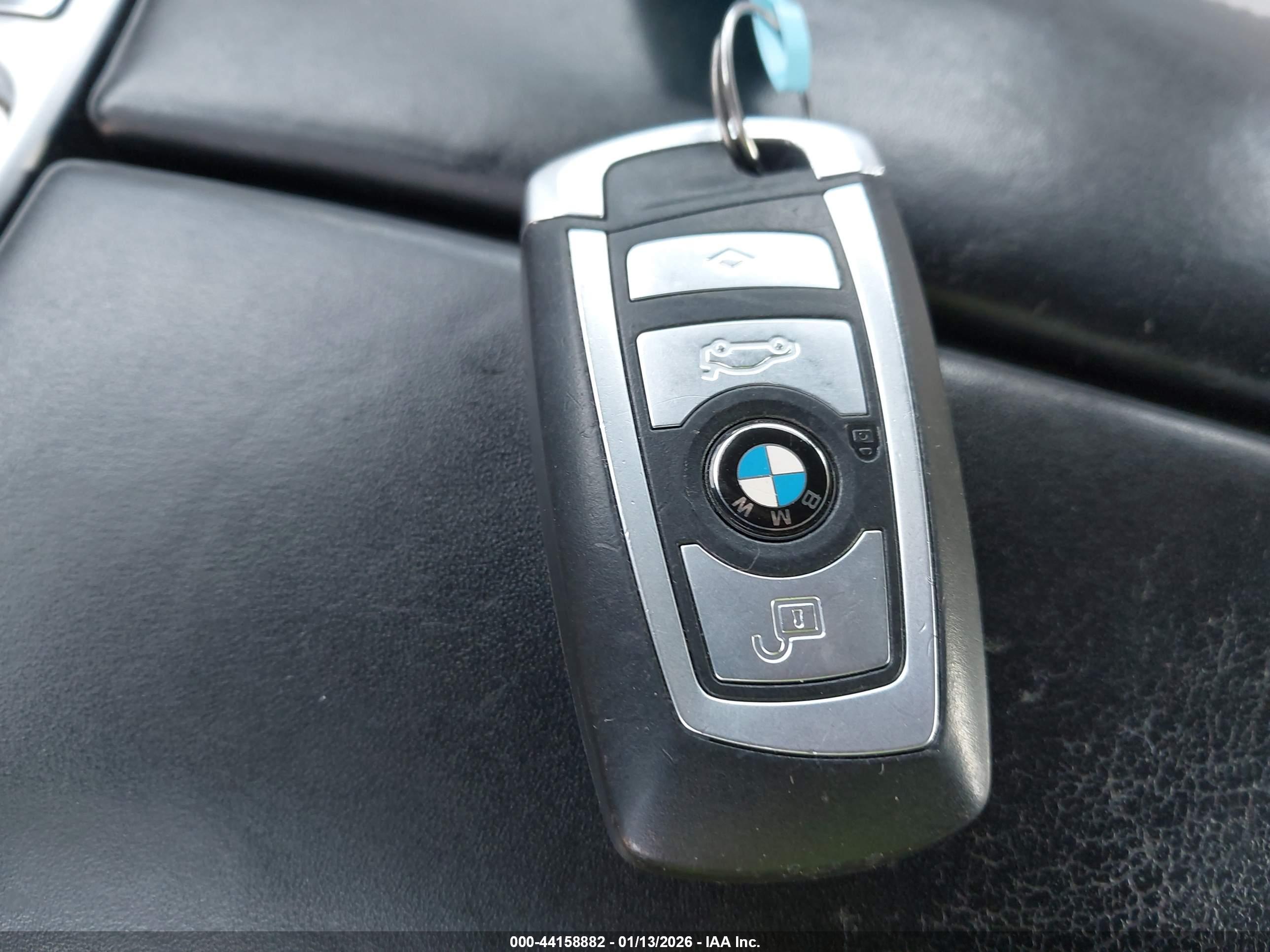 BMW 750LI image 11