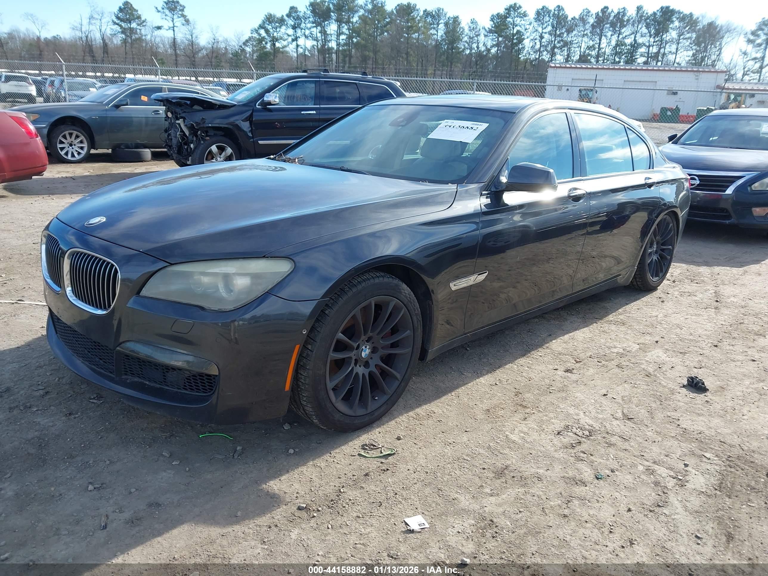 BMW 750LI image 2
