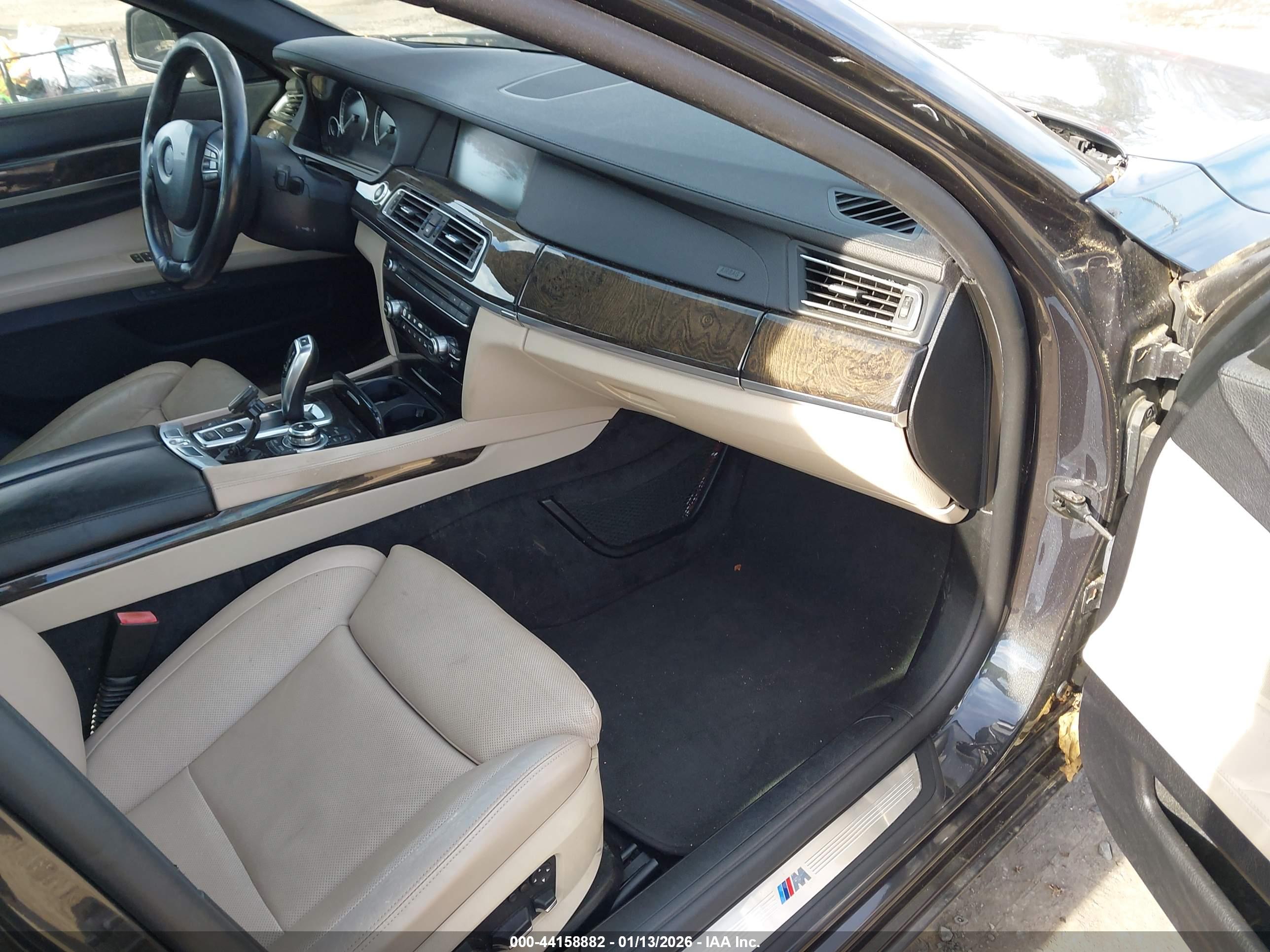 BMW 750LI image 5