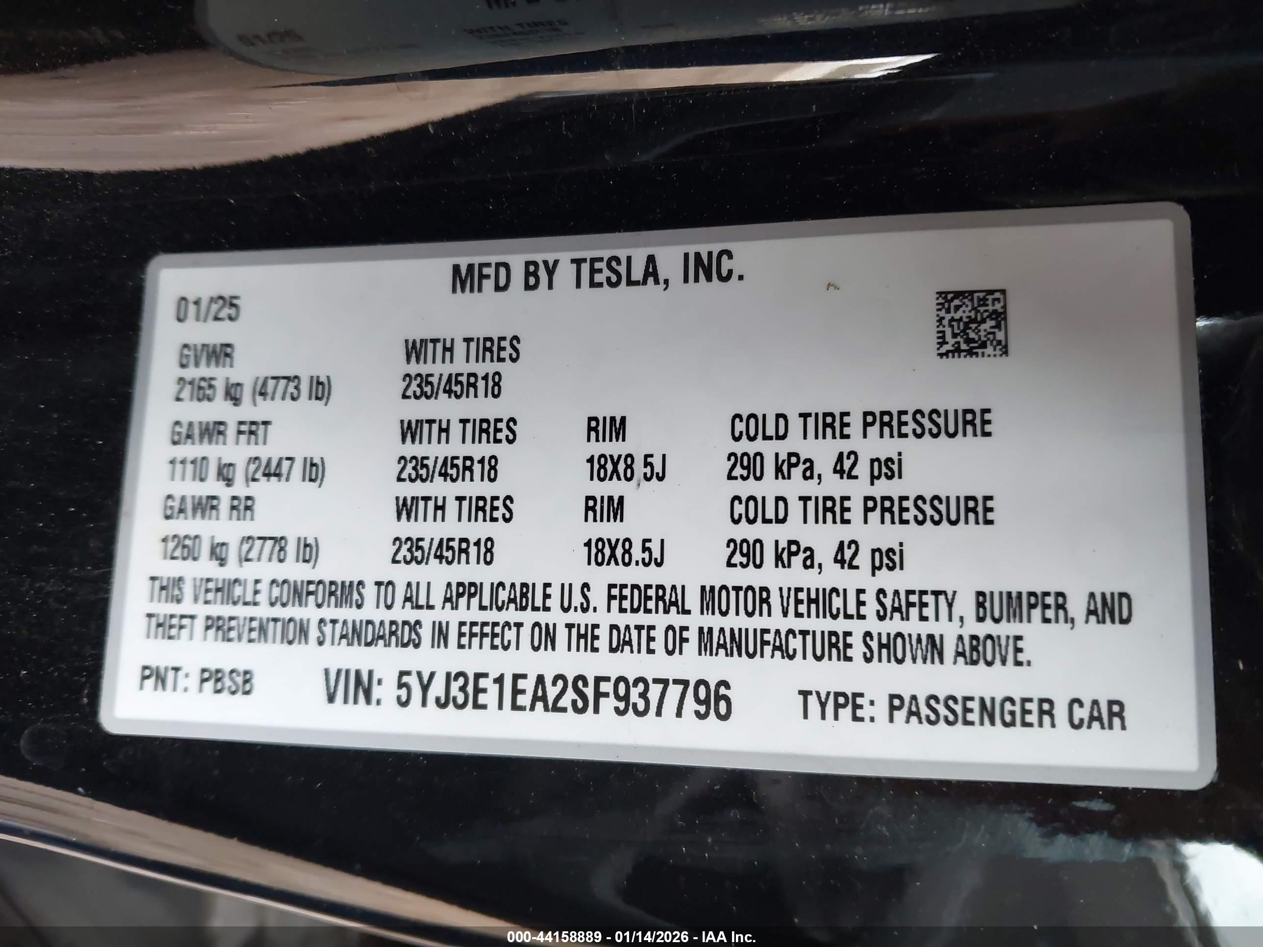 TESLA MODEL image 9