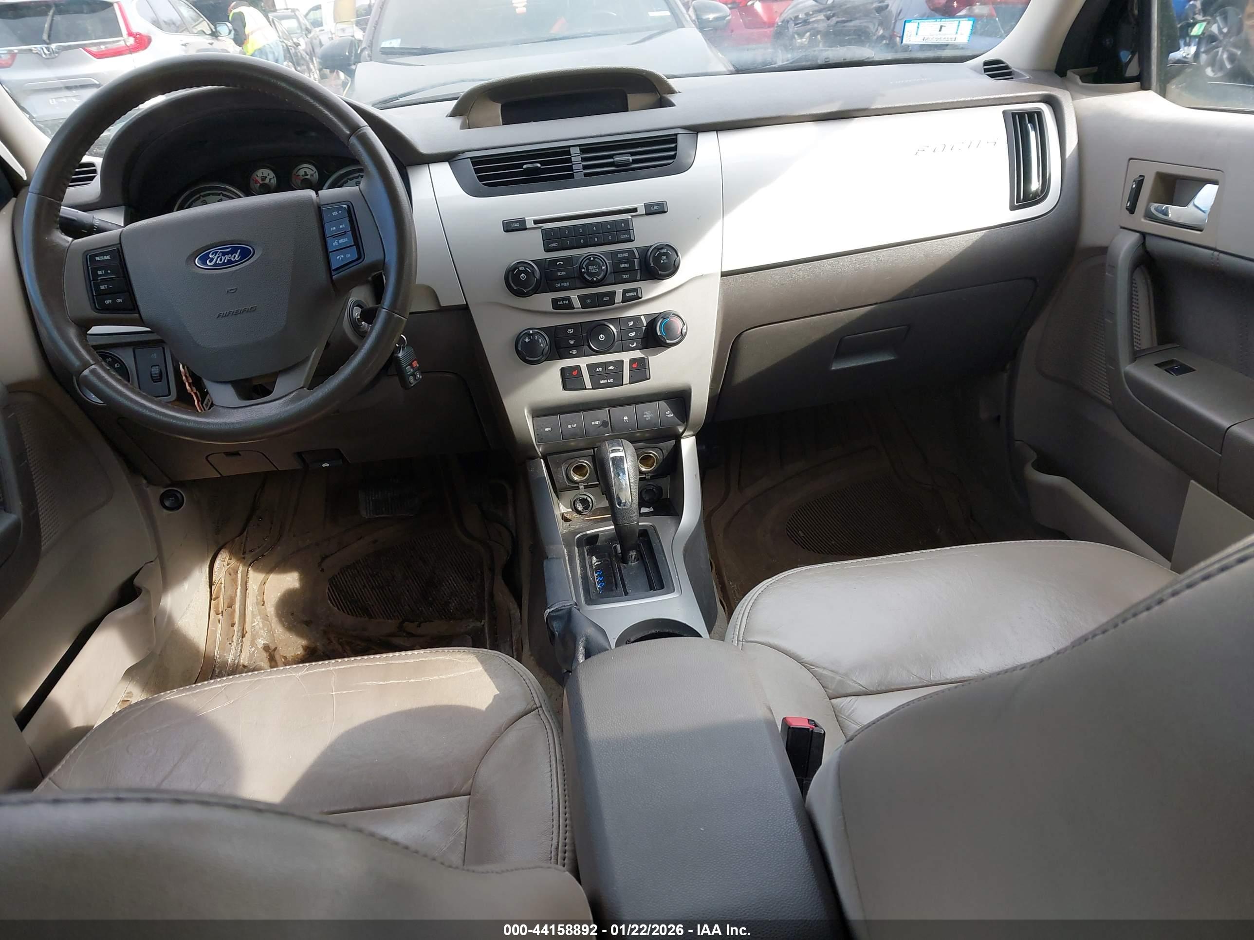 FORD FOCUS image 5