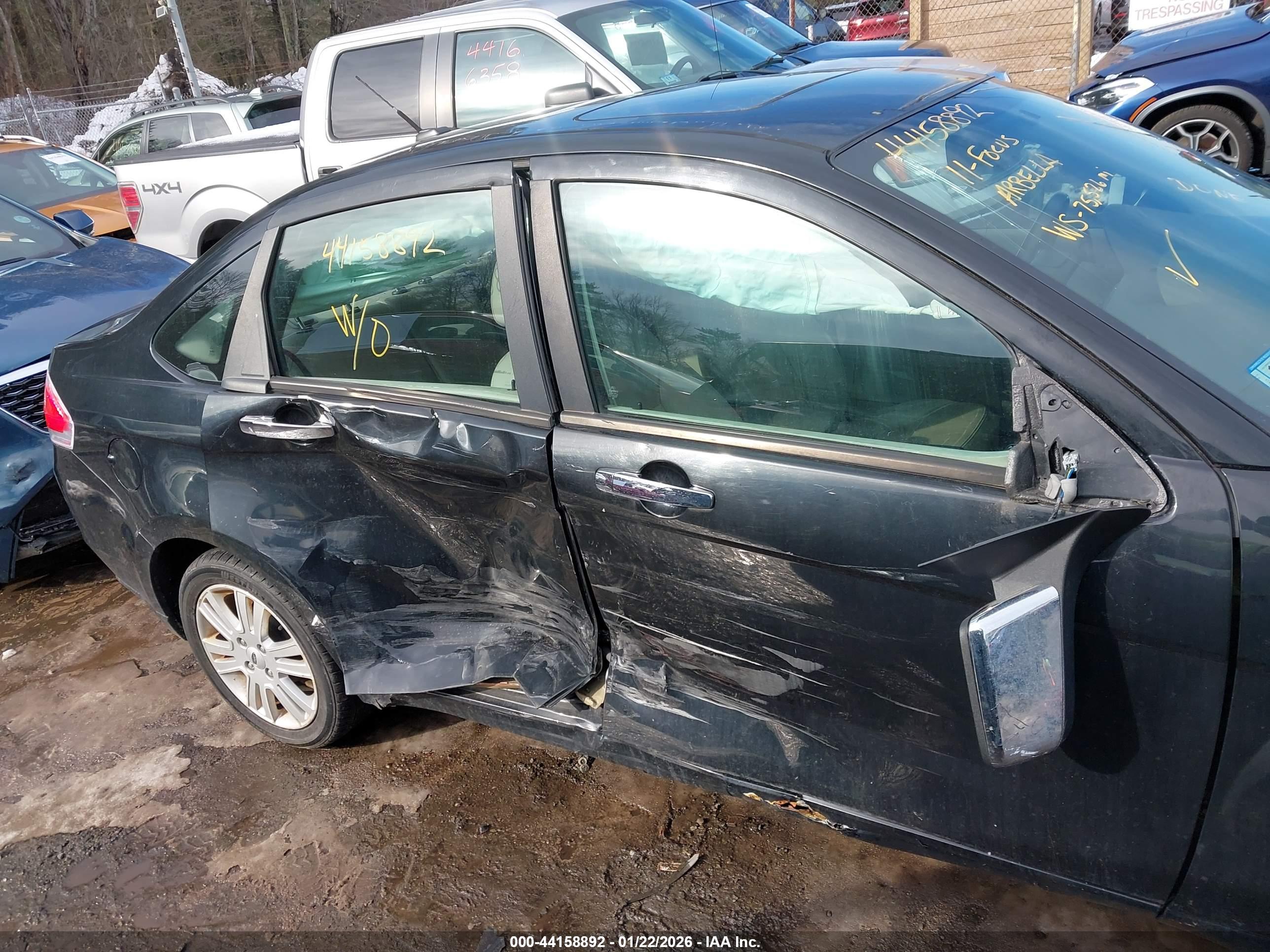 FORD FOCUS image 6