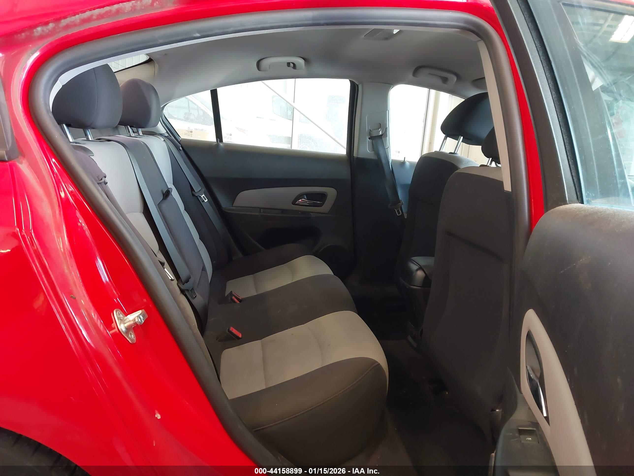 CHEVROLET CRUZE image 8
