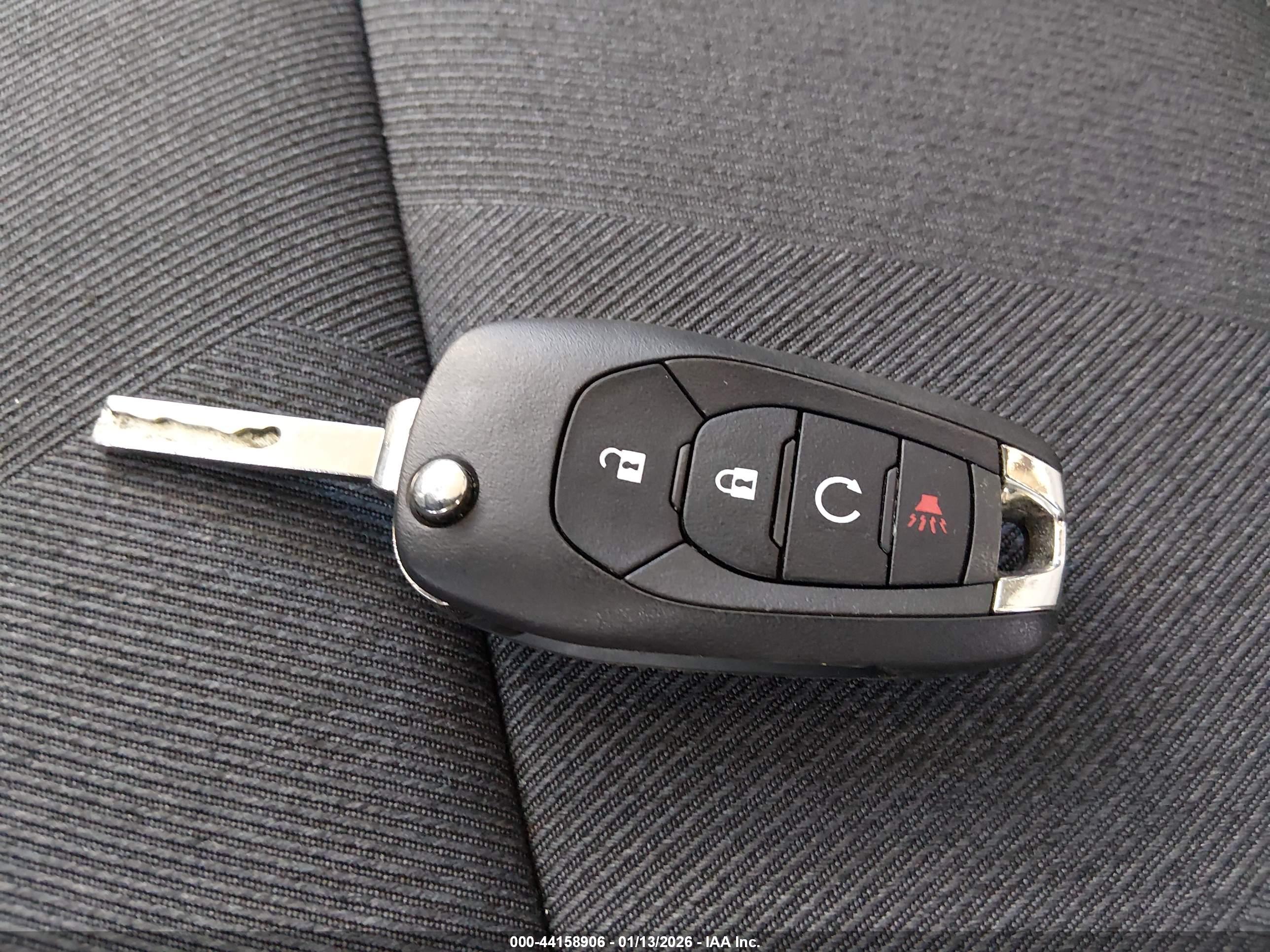 CHEVROLET TRAX image 11
