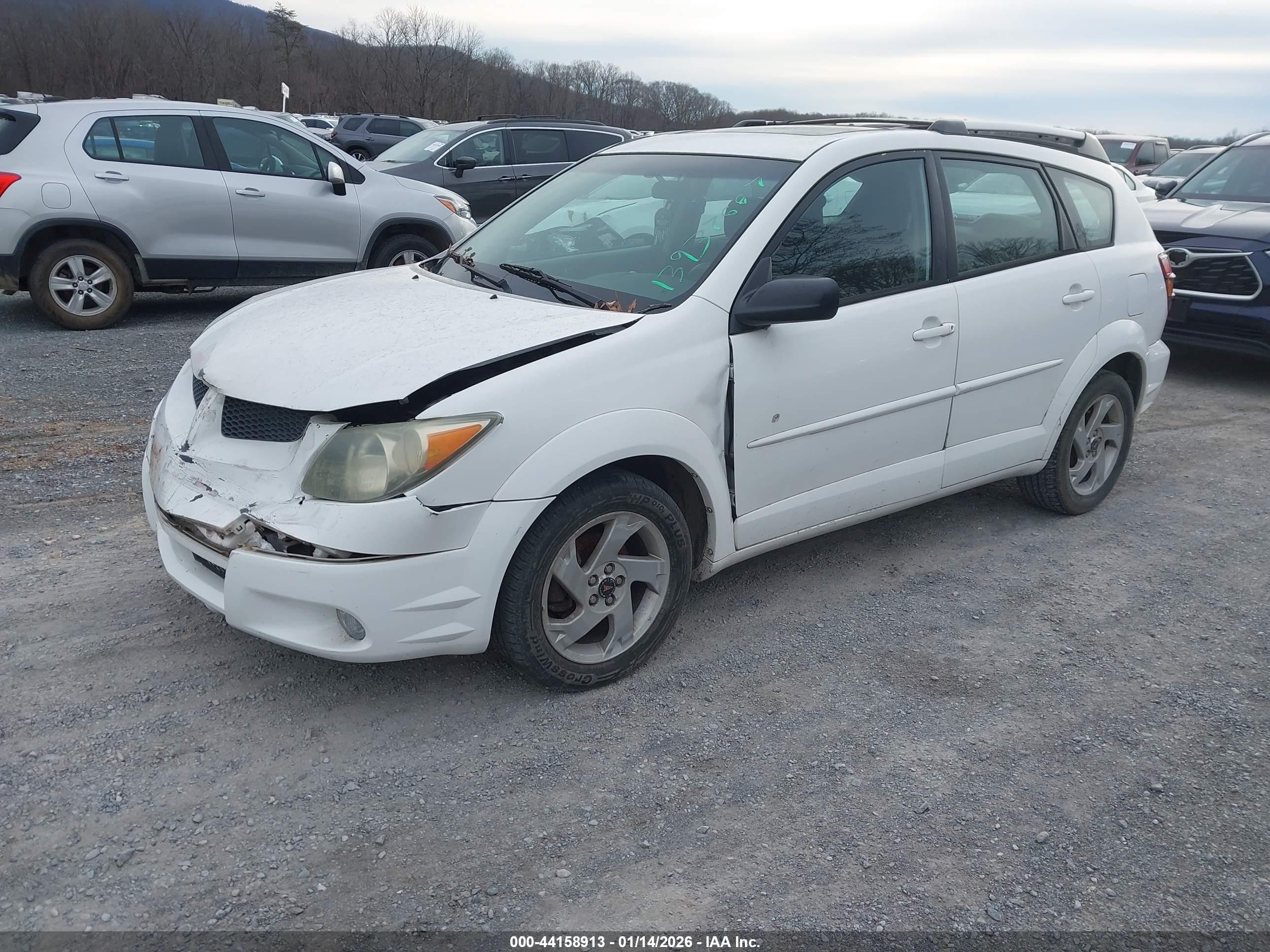PONTIAC VIBE image 2