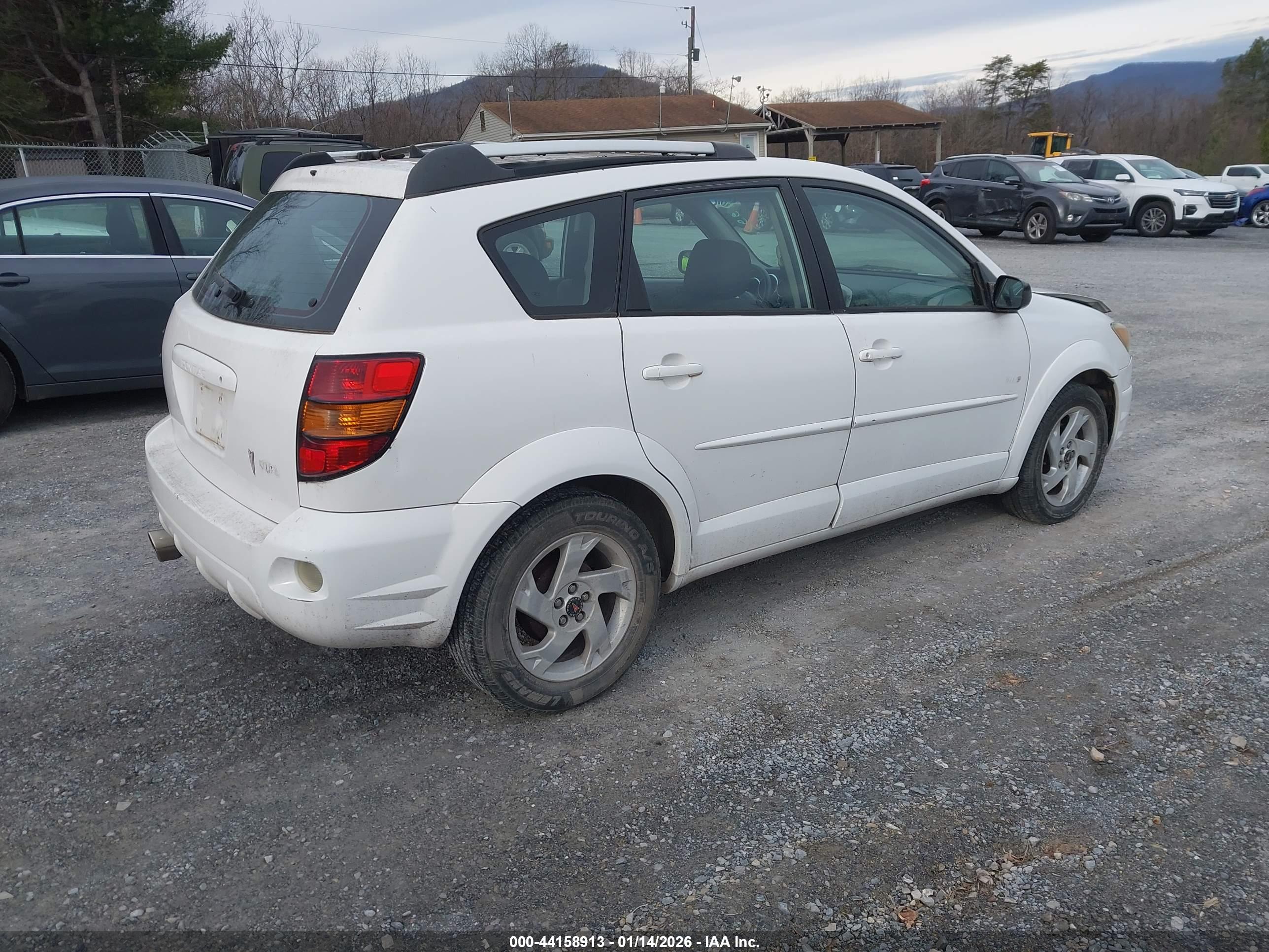 PONTIAC VIBE image 4