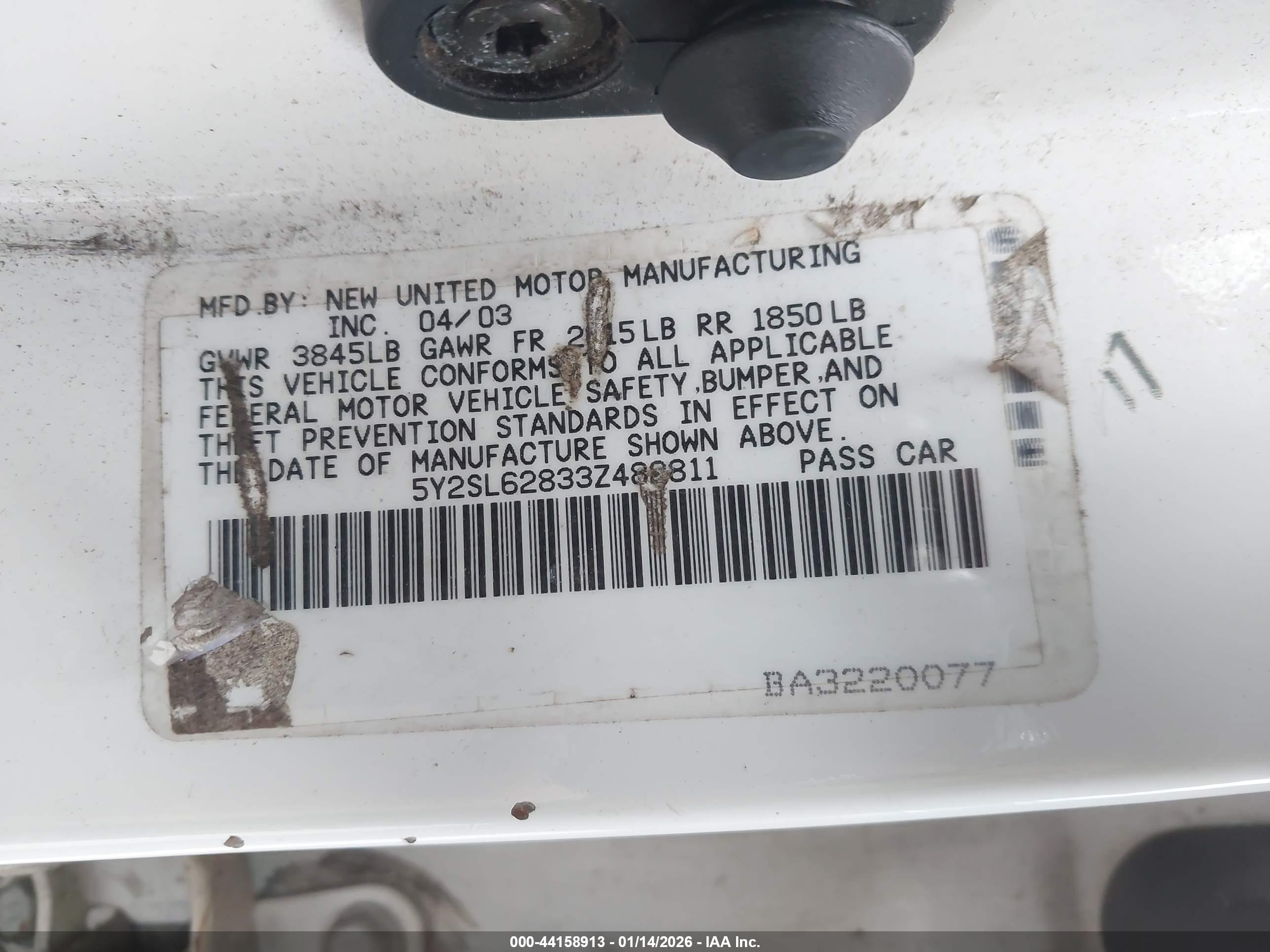PONTIAC VIBE image 9