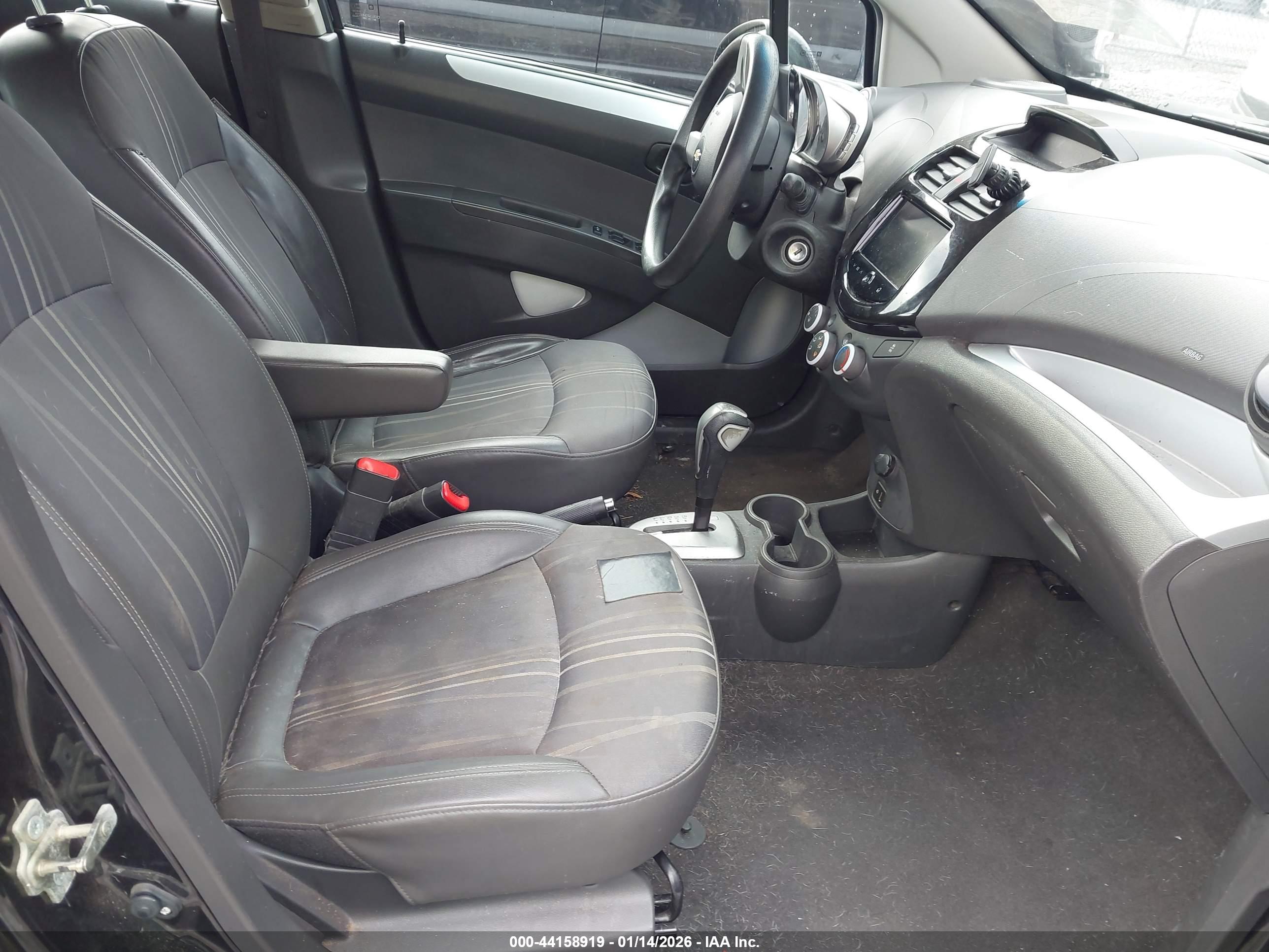 CHEVROLET SPARK image 5
