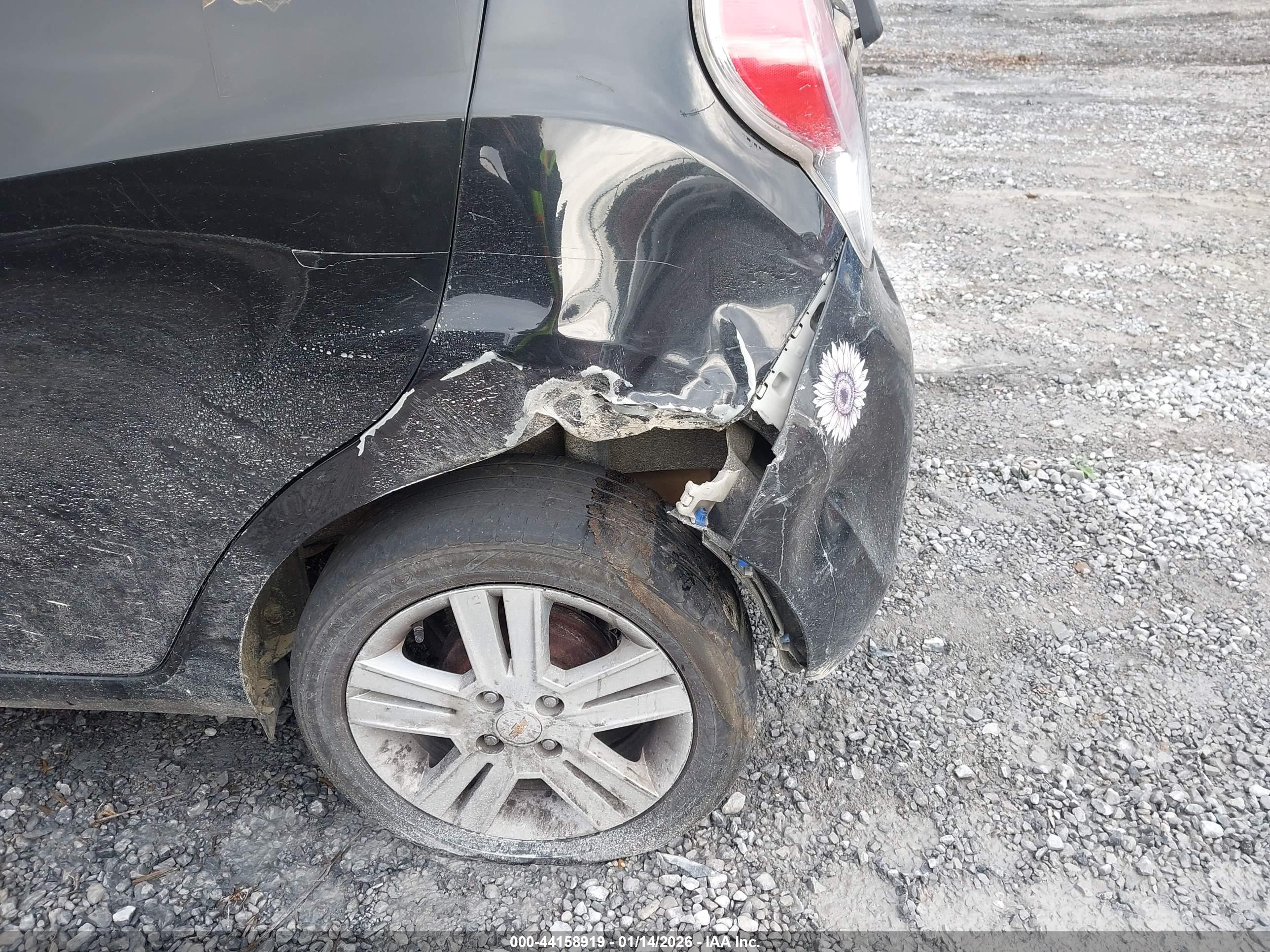 CHEVROLET SPARK image 6