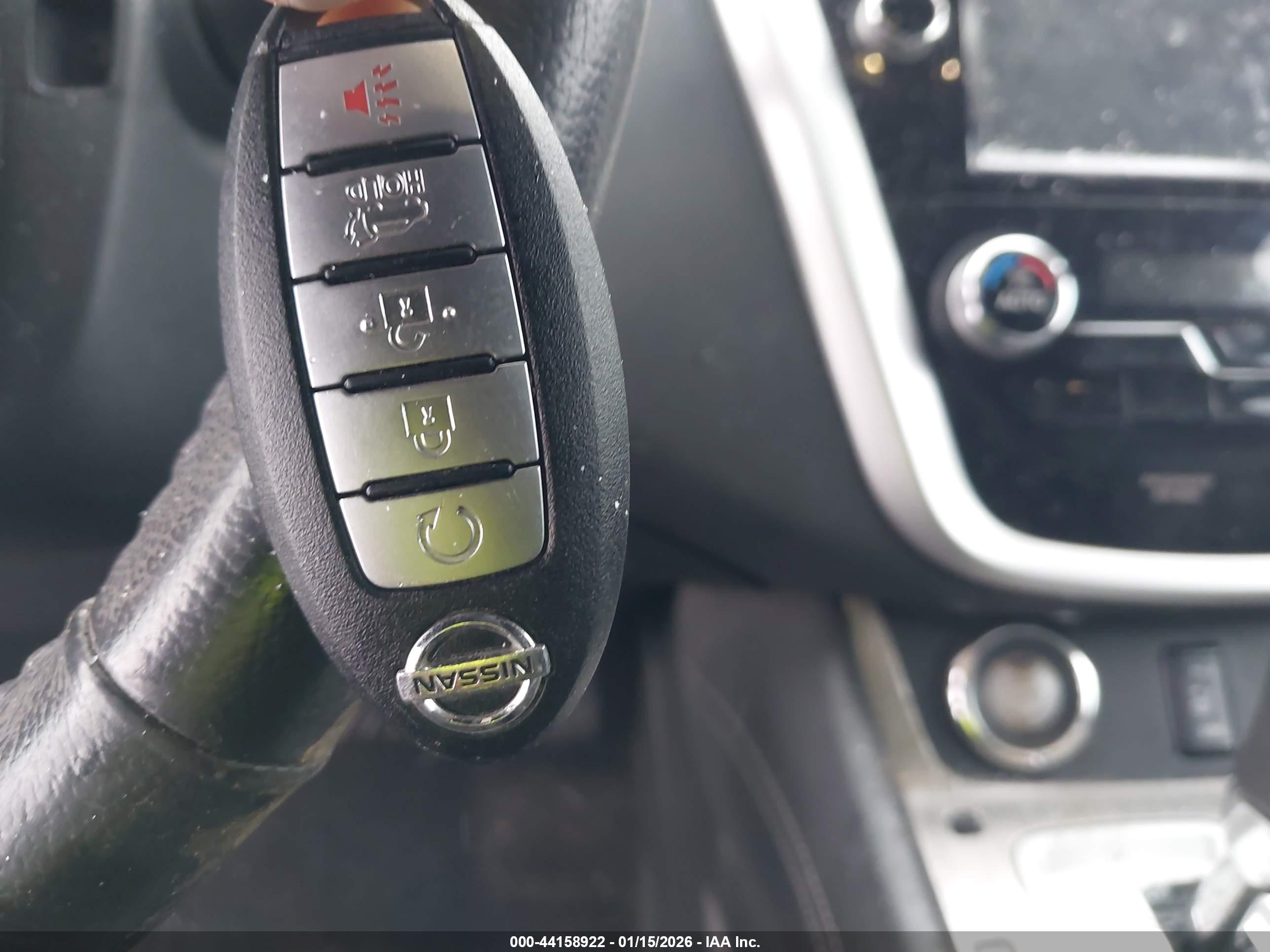 NISSAN MURANO image 11