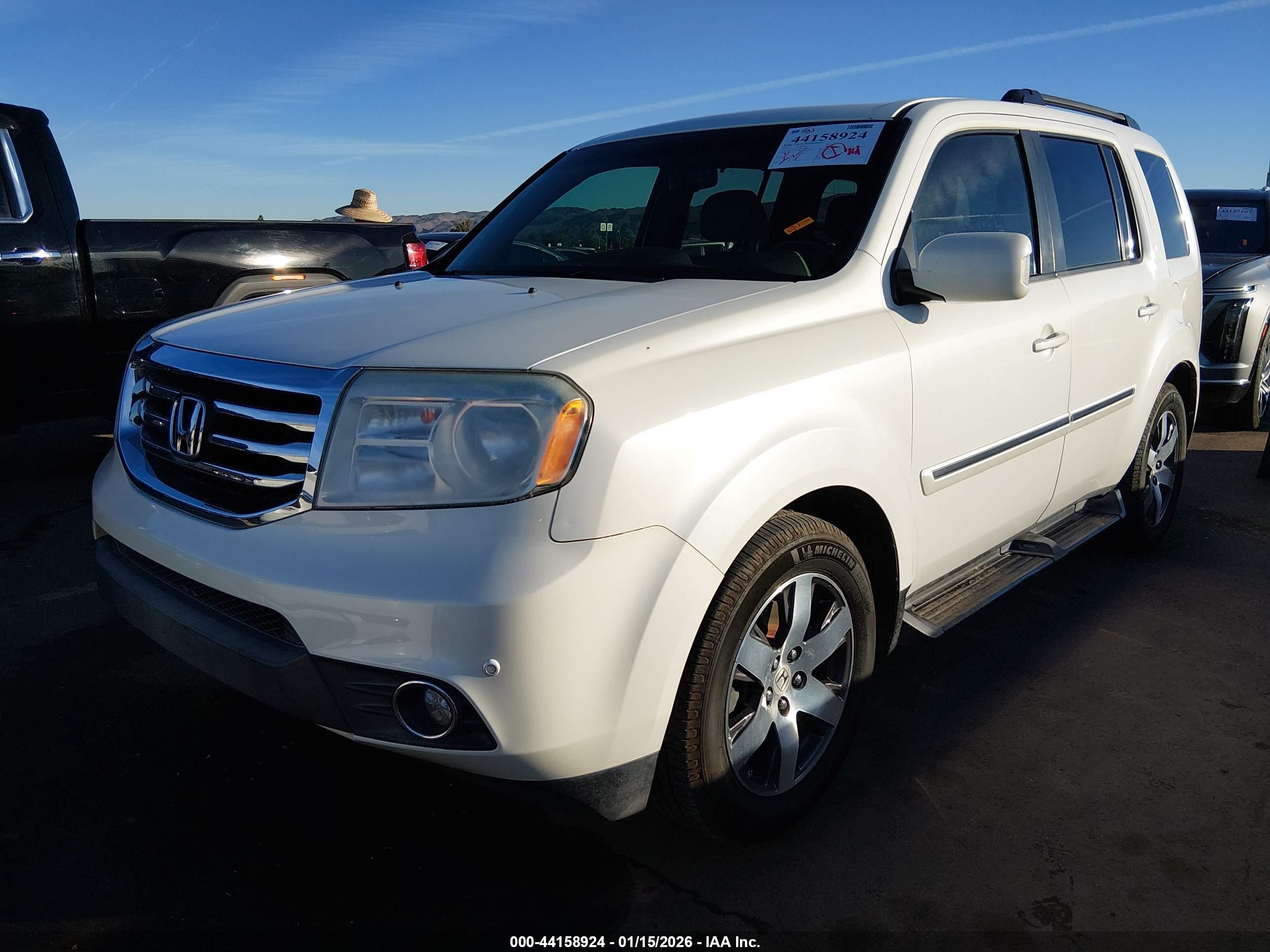 HONDA PILOT image 2