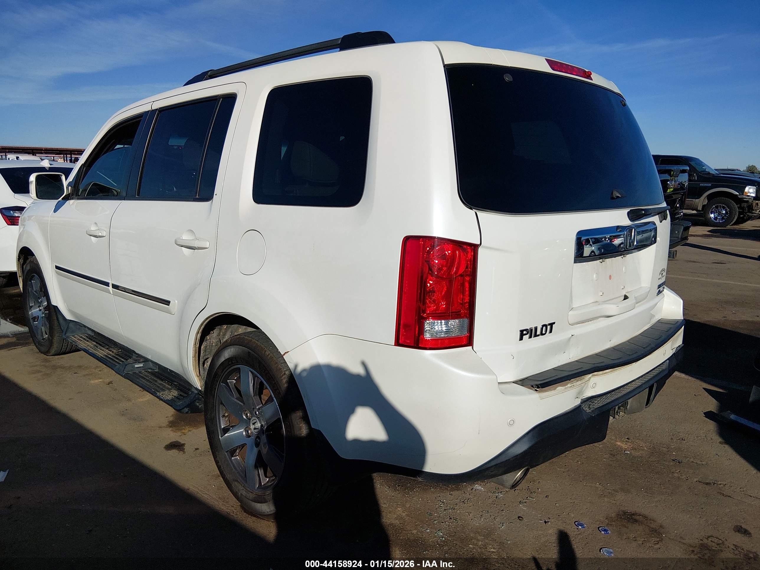 HONDA PILOT image 3
