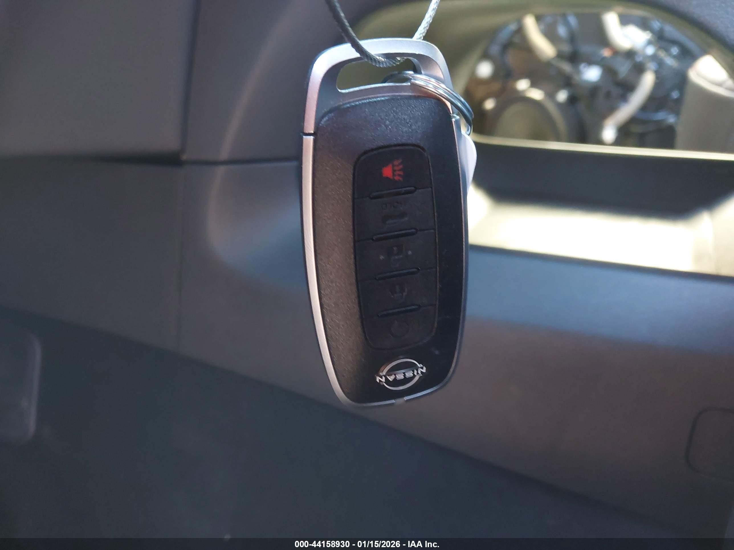 NISSAN ARMADA image 11
