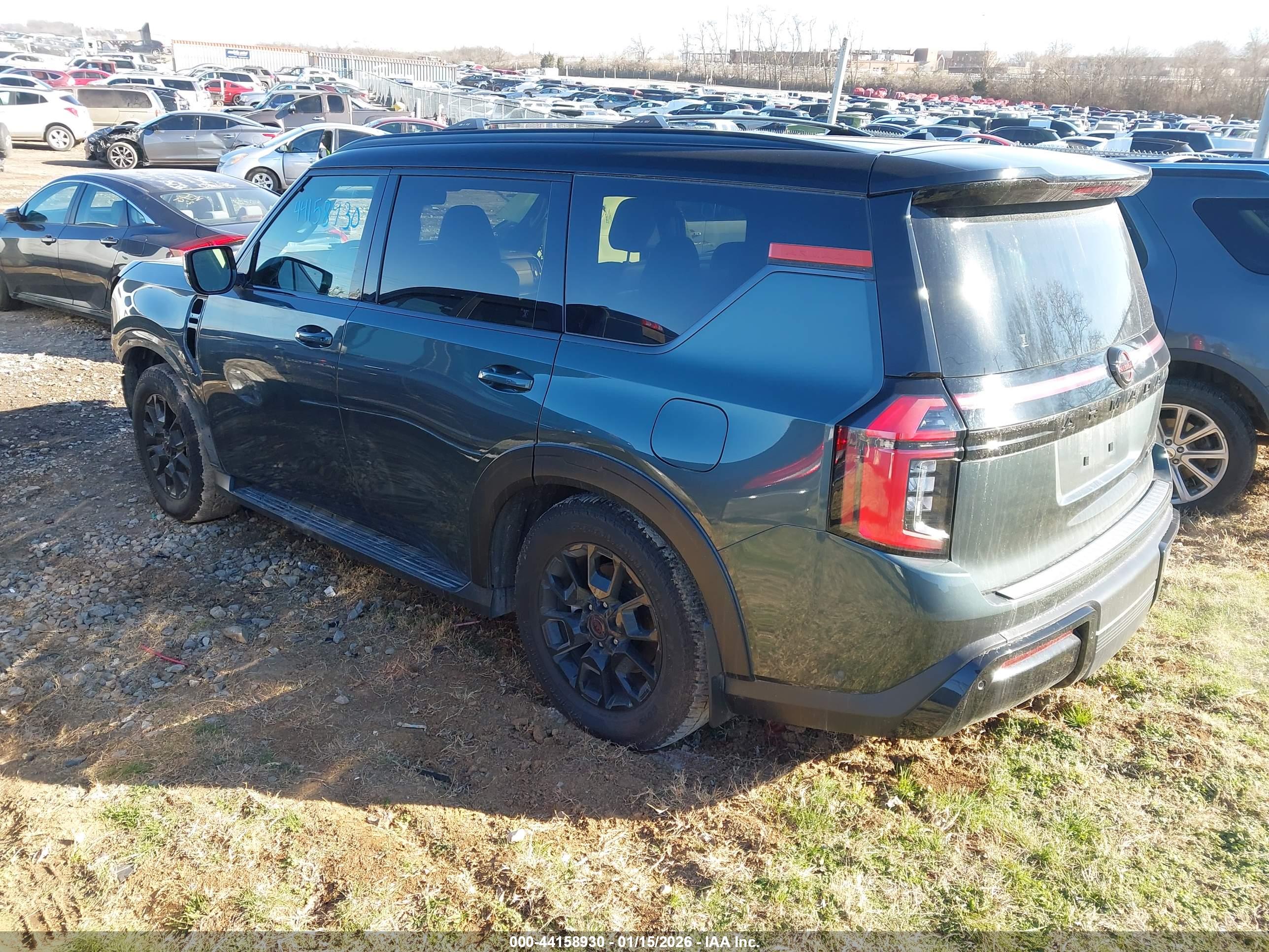NISSAN ARMADA image 3
